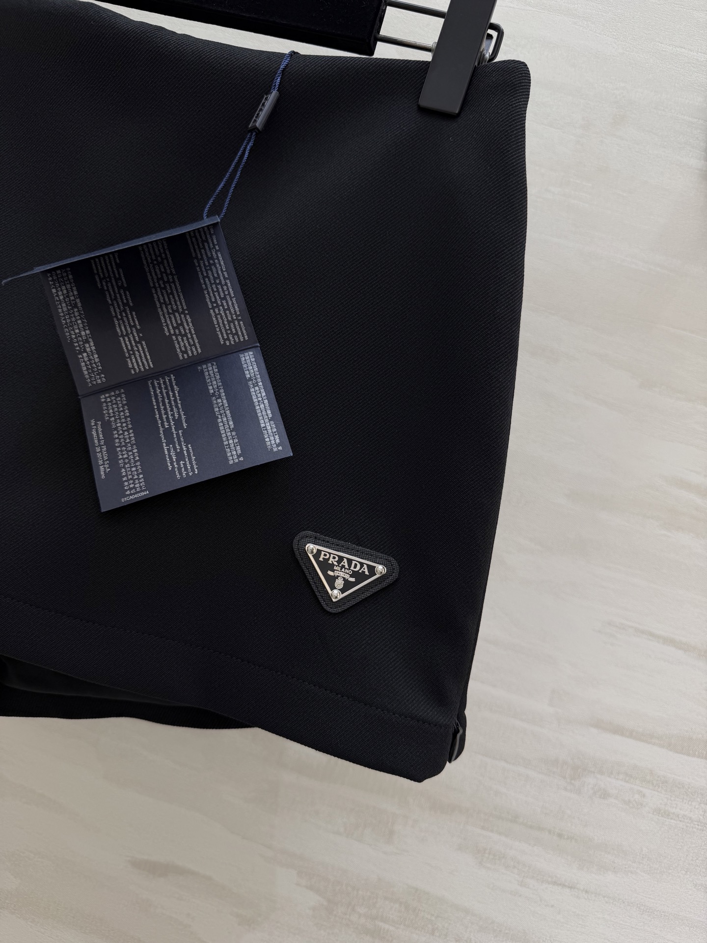 #Prad♡新款裤裙 俏皮时髦 内里防走光安全裤设计 立体剪裁版型 高品质定制 现货首发size：S/M