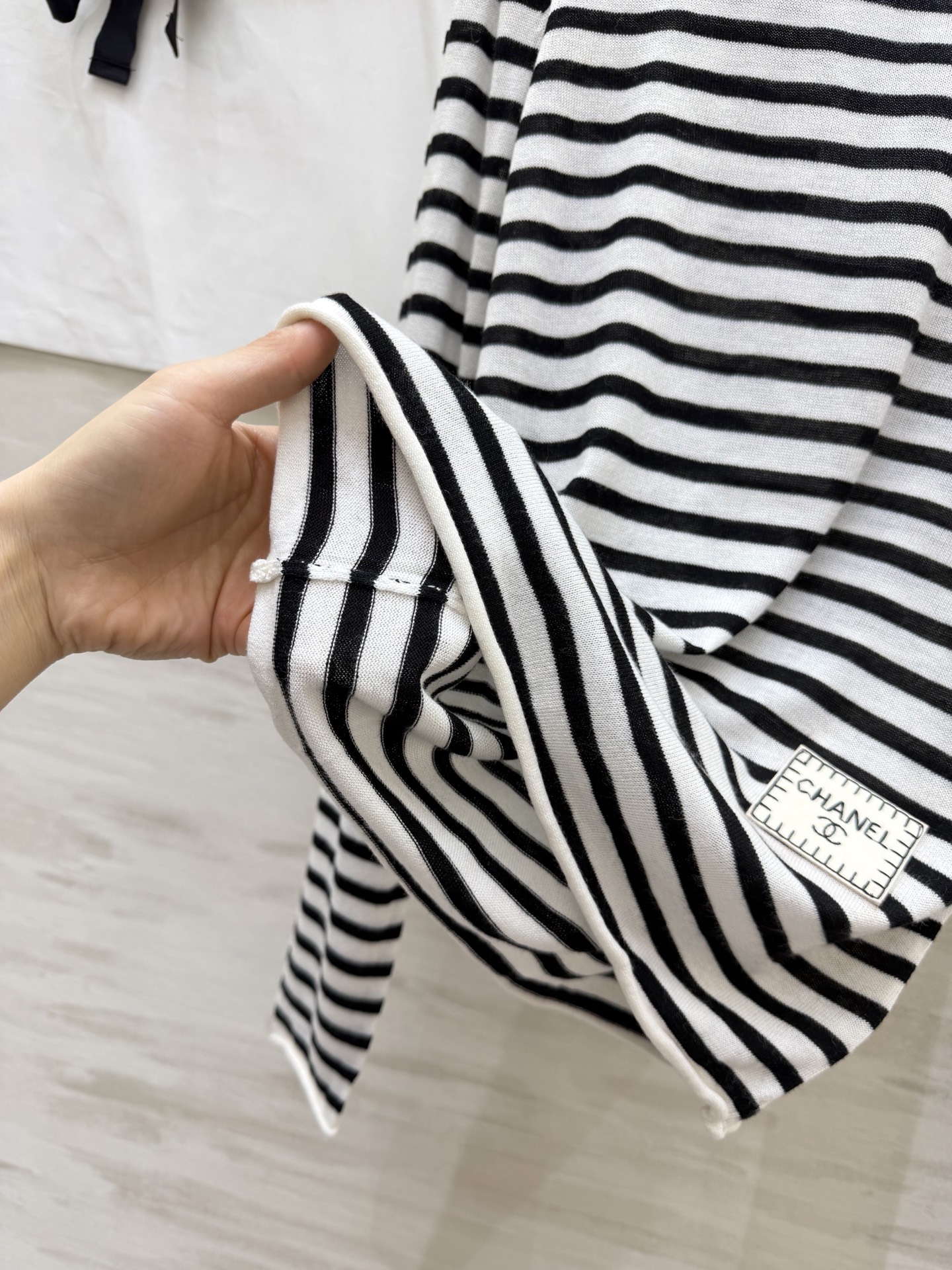 ✨ CHANE♡²⁶条纹针织衫经典海魂条纹｜复古耐看轻薄透气面料｜春夏刚需撞色圆领+布标细节｜精致显贵黑