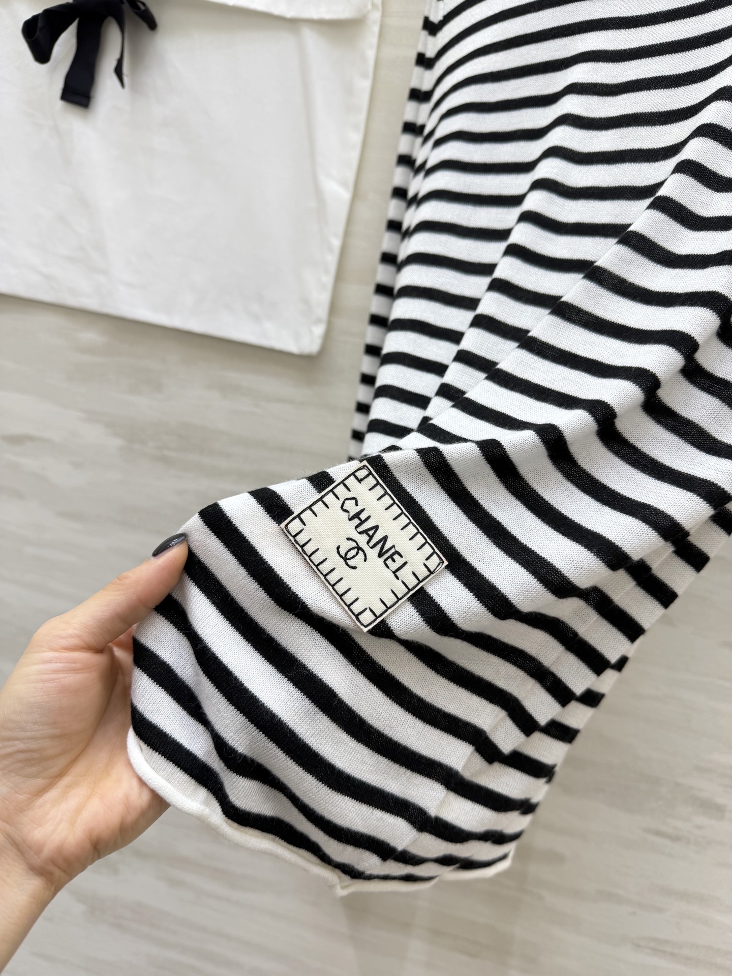 ✨ CHANE♡²⁶条纹针织衫经典海魂条纹｜复古耐看轻薄透气面料｜春夏刚需撞色圆领+布标细节｜精致显贵黑