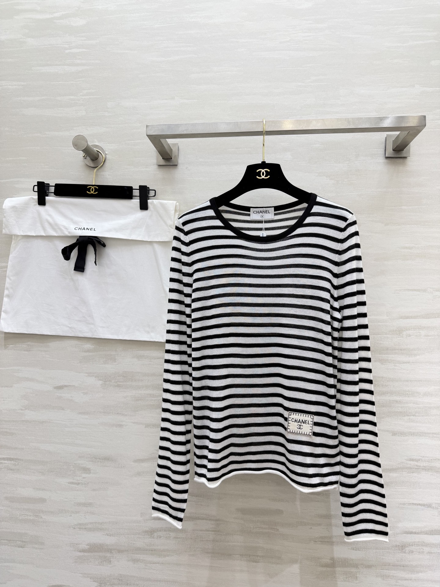 ✨ CHANE♡²⁶条纹针织衫经典海魂条纹｜复古耐看轻薄透气面料｜春夏刚需撞色圆领+布标细节｜精致显贵黑