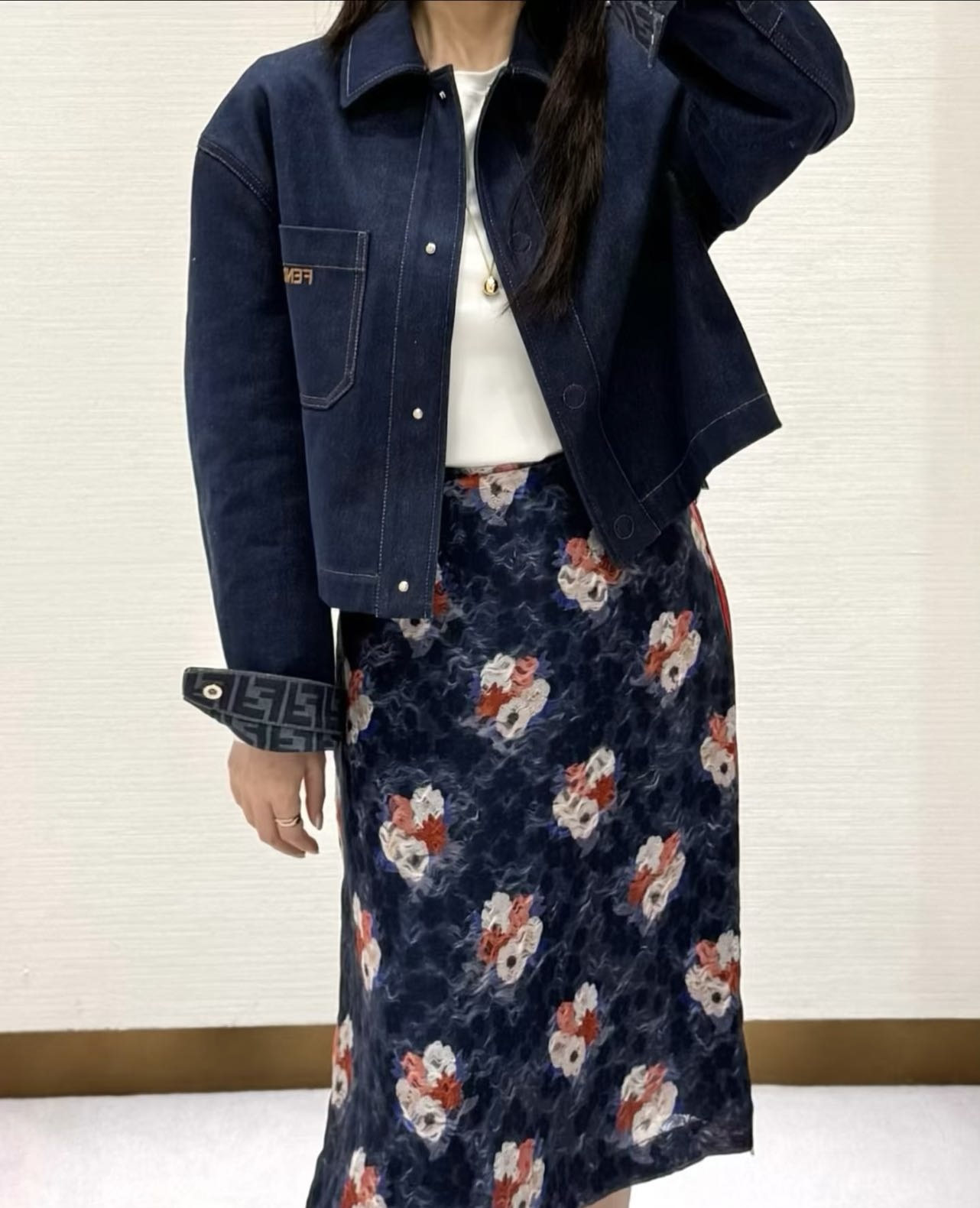 NO:774892,Dark indigo + embroidered logo + presbyopia flanging, full of high-end sense (*≧ω≦), Fendi-clothing, fendi,19860909深靛蓝+刺绣logo+老花翻边 高级感拉满(*≧ω≦),芬迪-服装,fendi,,Women's clothing