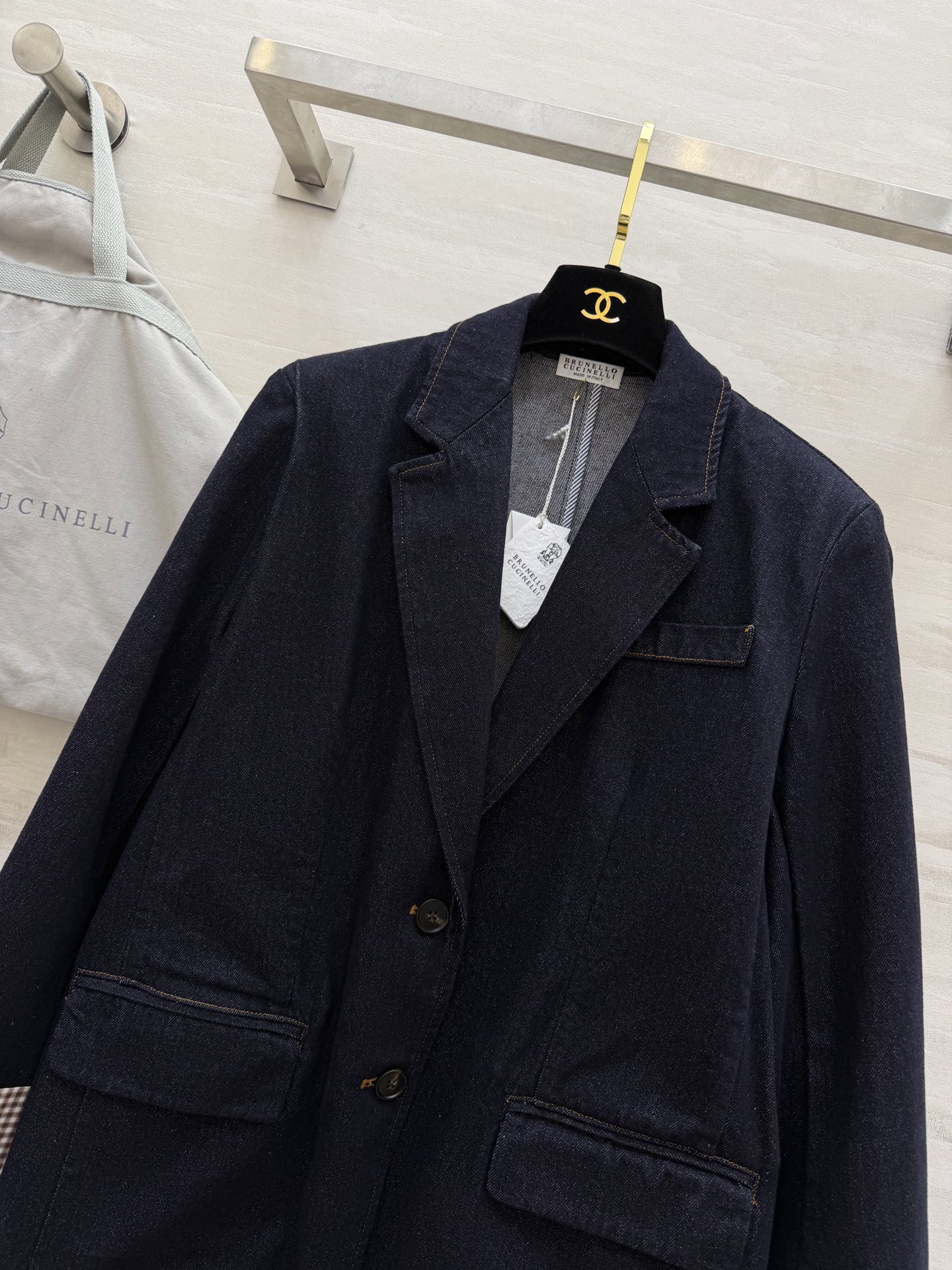 #Brunello Cucinell♡²⁶复古丹宁风西装外套 松弛感天花板 藏青牛仔西装真的太会了！经典