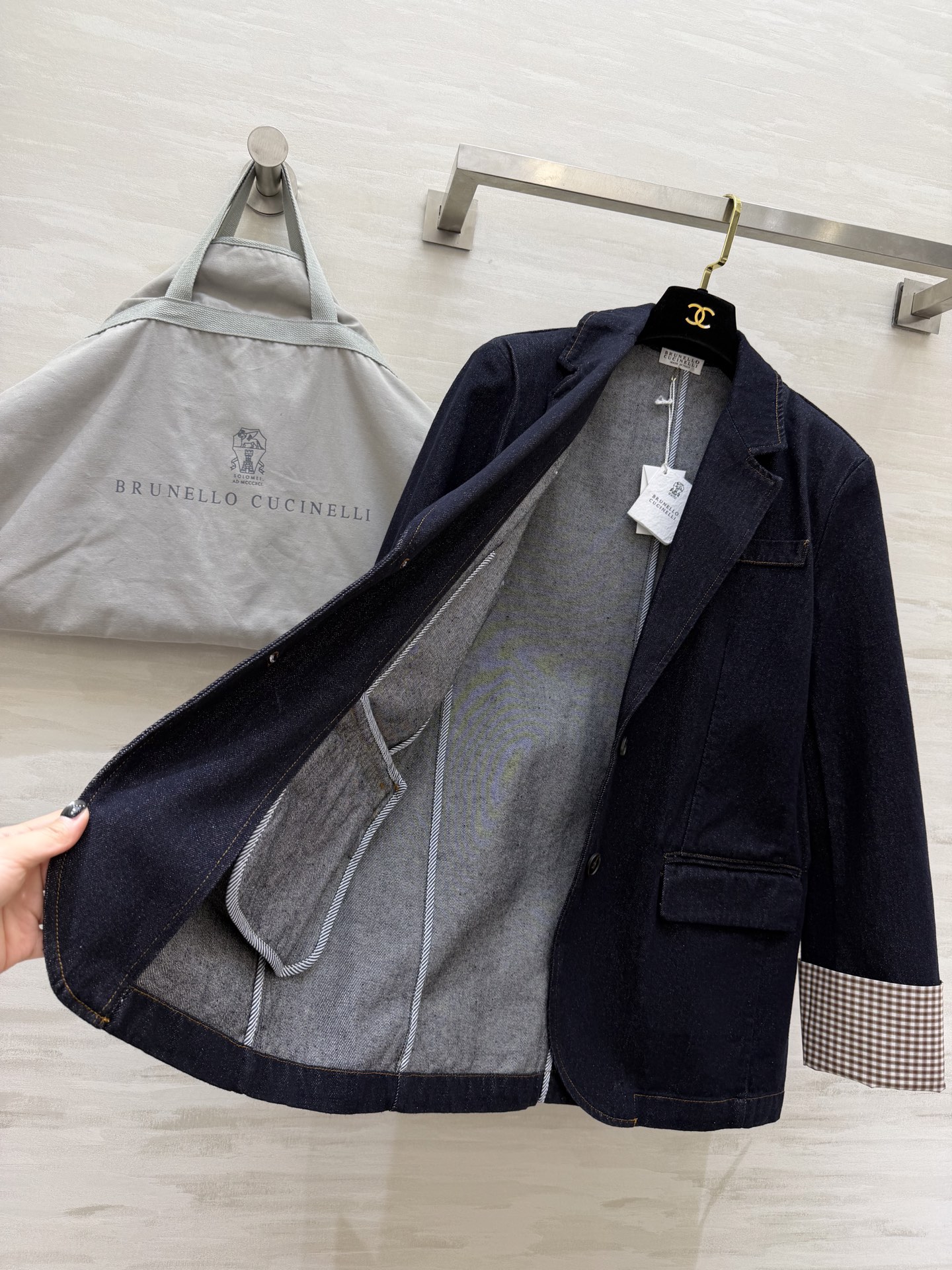 #Brunello Cucinell♡²⁶复古丹宁风西装外套 松弛感天花板 藏青牛仔西装真的太会了！经典
