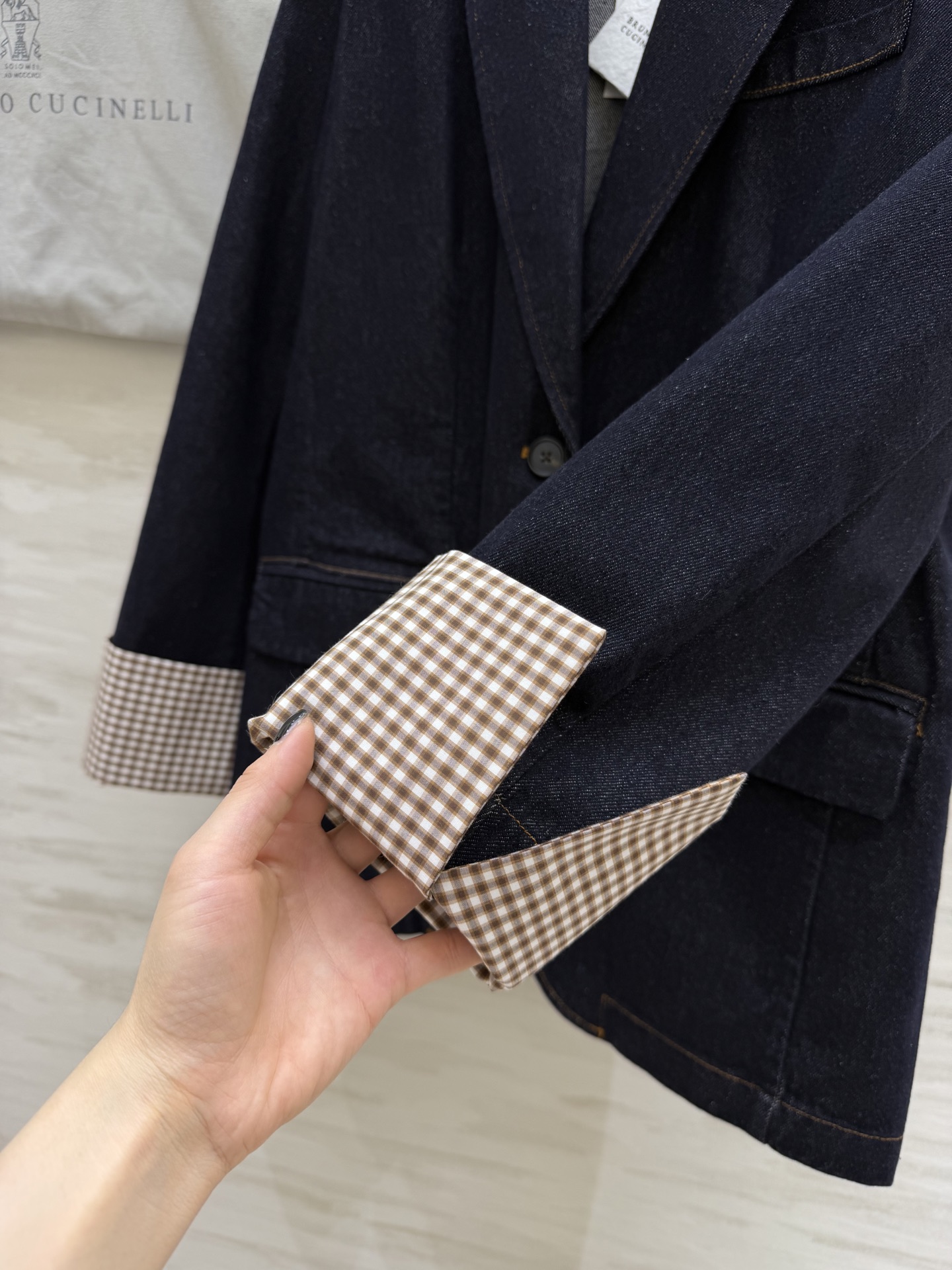 #Brunello Cucinell♡²⁶复古丹宁风西装外套 松弛感天花板 藏青牛仔西装真的太会了！经典