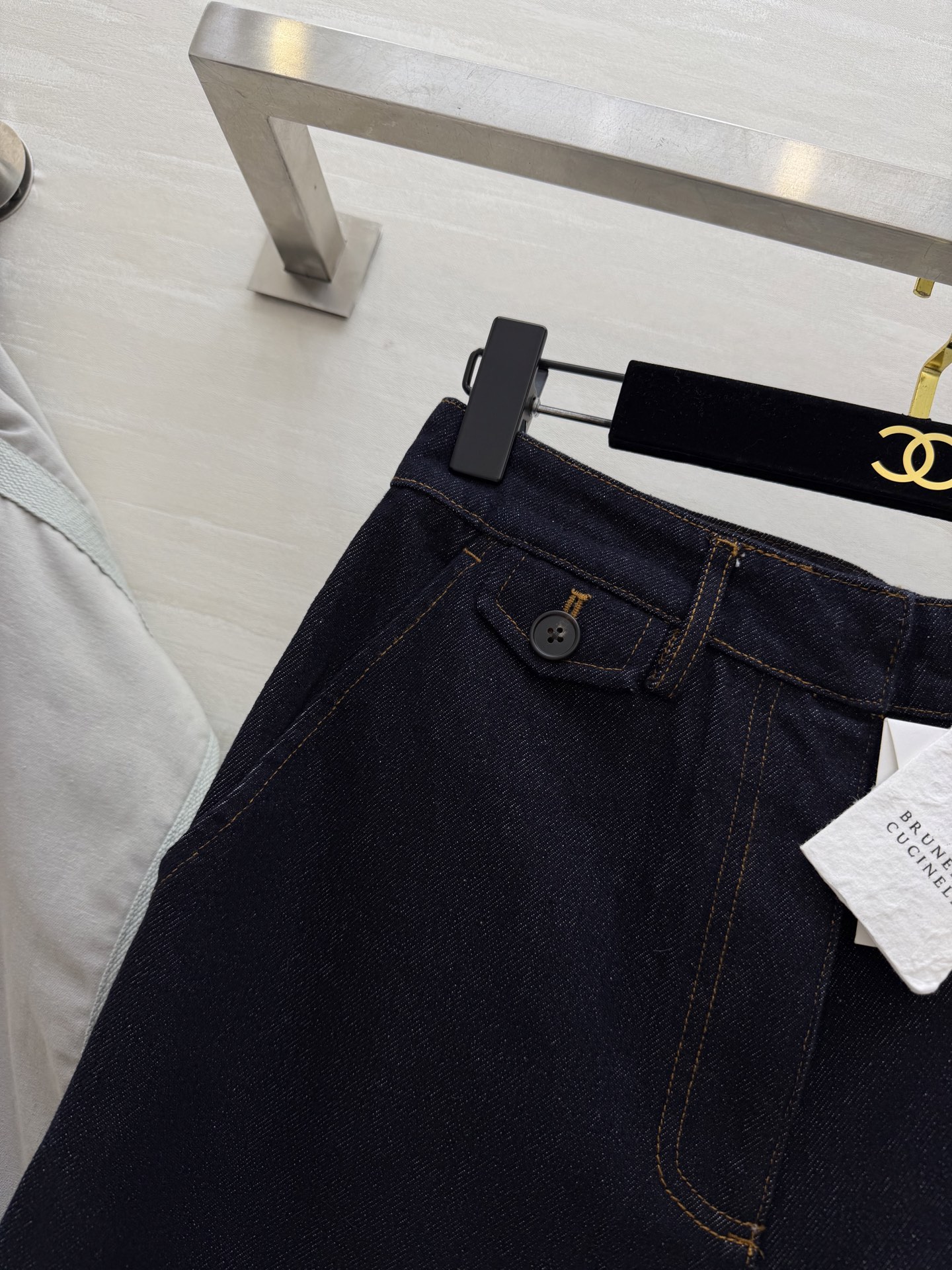 #Brunello Cucinell♡²⁶复古丹宁风直筒牛仔裤 松弛感天花板 藏青牛仔真的太会了！直筒裤