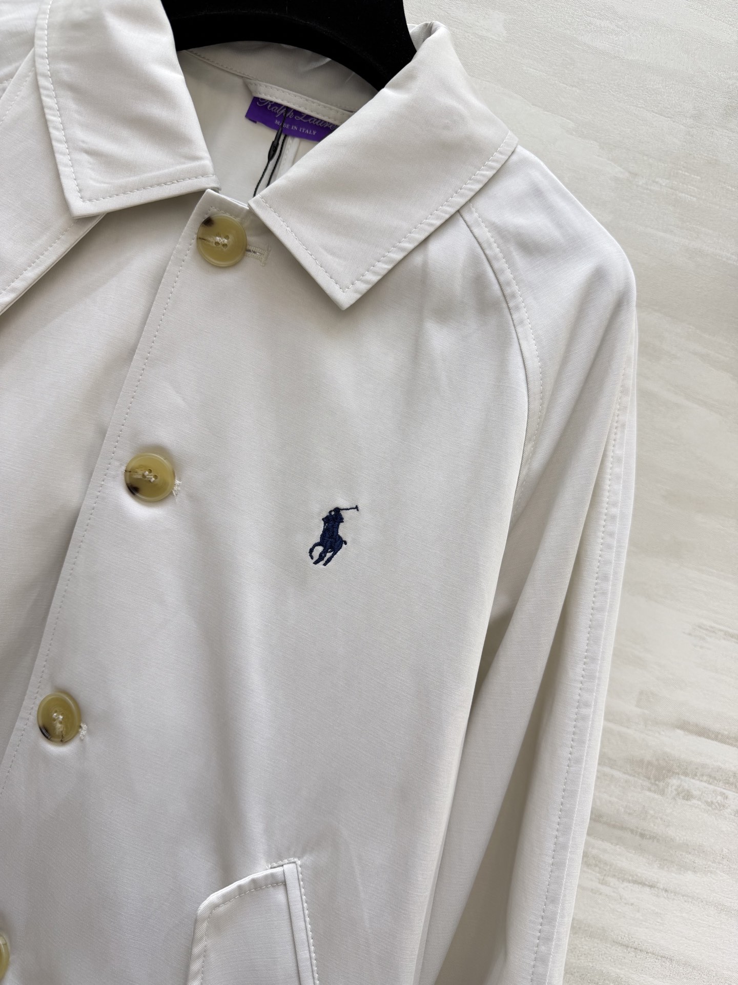 #Ralph Lauren²⁶经典款风衣 永不过时的美式休闲 RL紫标短款风衣真的是王炸单品！三色可选：