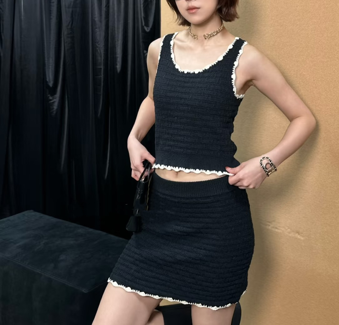 NO:794991,,,19860909,,,Women's clothing
