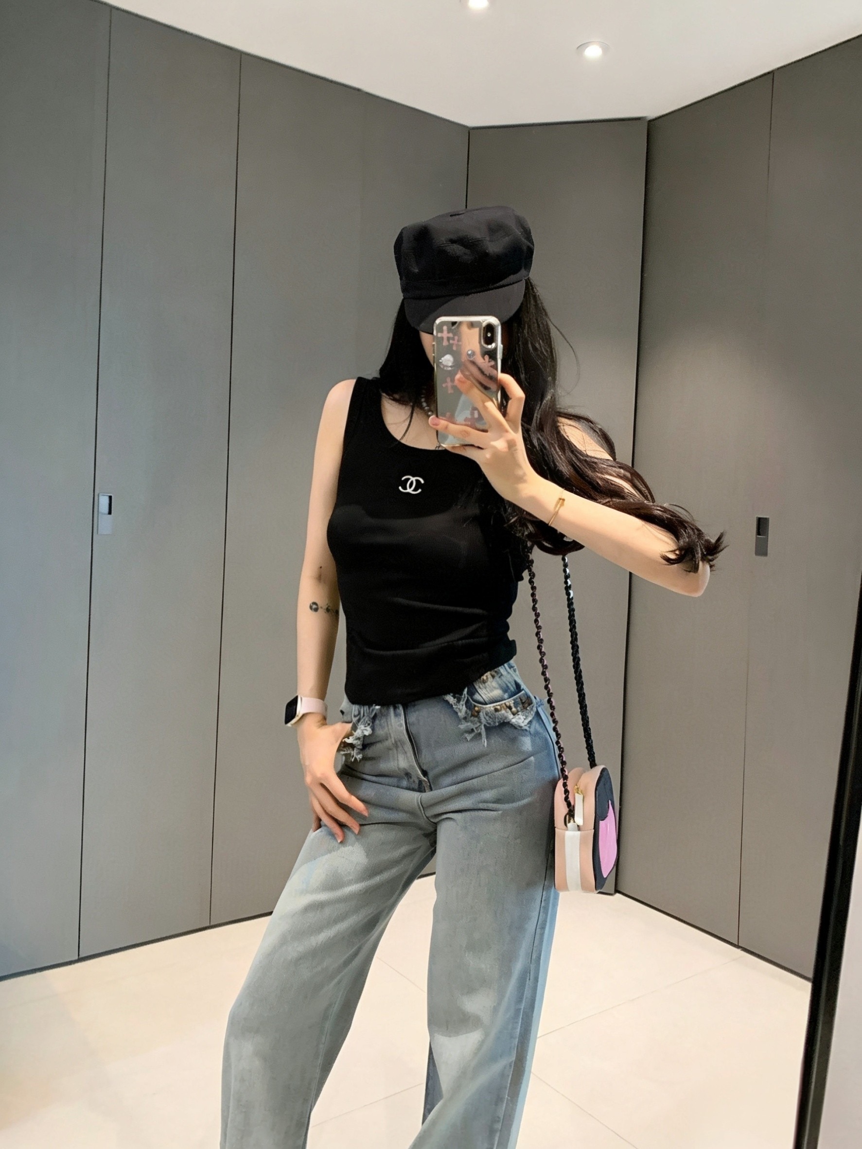샤넬 클래식 더블 C 골지 여성 반팔티 137718 썸네일 이미지