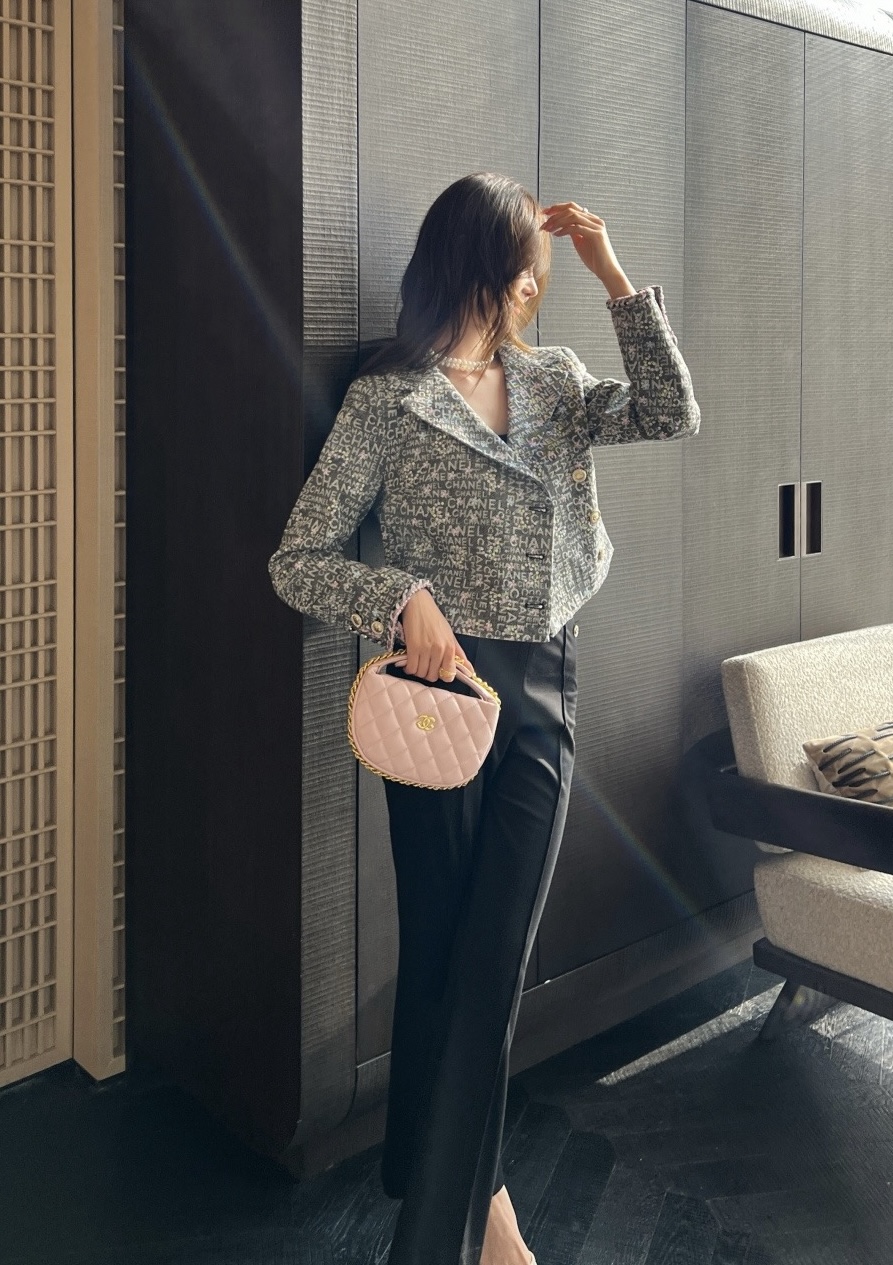 NO:781815,,Chanel-clothing,chanel,19860909,香奈儿-服装,chanel,,Women's clothing