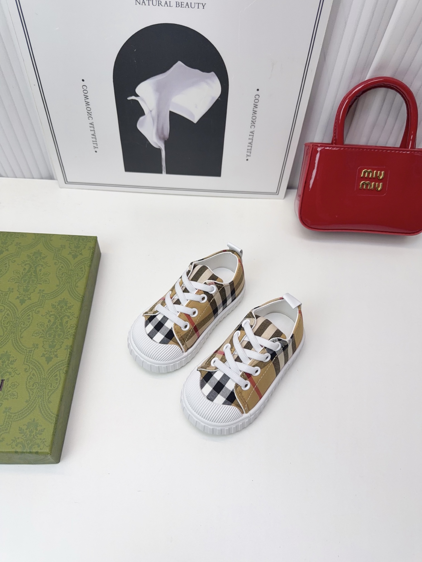 NO:687819,B's sports shoes, size 21-28, BB shoes, sneakers,19860909B家运动鞋 码数21-28,BB鞋,sneakers,,Children's