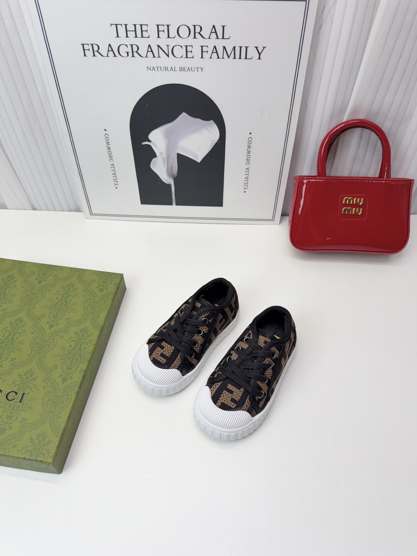 NO:687821,F family sports shoes, size 21-28, BB shoes, fendi, sneakers,19860909F家运动鞋 码数21-28,BB鞋,fendi,sneakers,,Children's