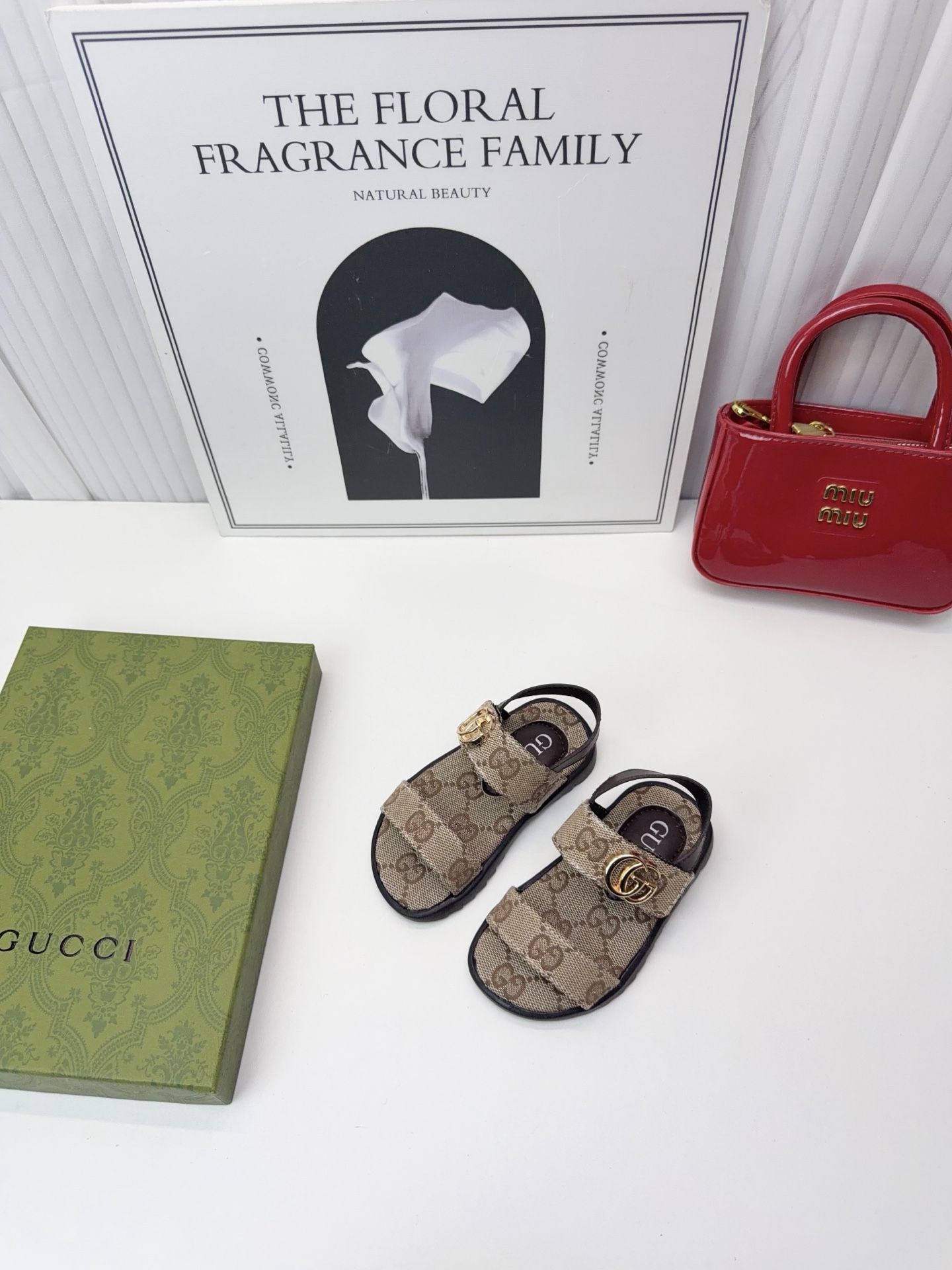 NO:717797,G family sandals, size 21-28/26-35, slippers, sandals, gucci, sandals, slippers,19860909G家凉鞋 码数21-28/26-35,拖鞋，凉鞋,gucci,sandals,slippers,,Children's
