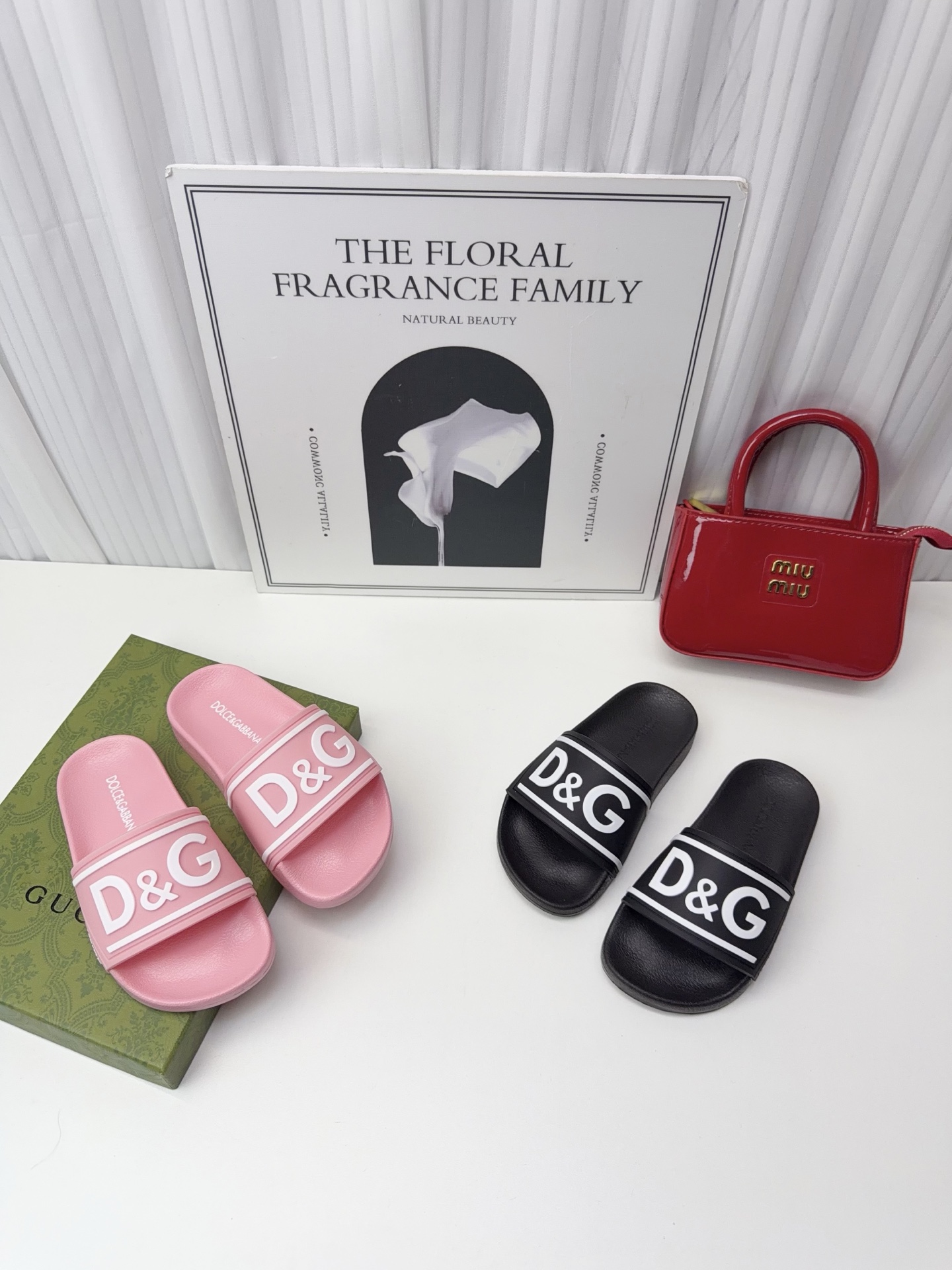 NO:717785,DG slippers, size 26-35, slippers, sandals, gucci, sandals, slippers,19860909DG家拖鞋 码数26-35,拖鞋，凉鞋,gucci,sandals,slippers,,Children's