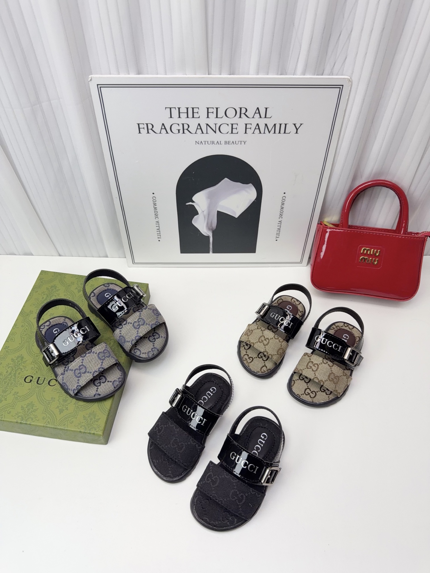 NO:717791,G children's sandals, size 21-28, slippers, sandals, gucci, sandals, slippers,19860909G家小童凉鞋 码数21-28,拖鞋，凉鞋,gucci,sandals,slippers,,Children's