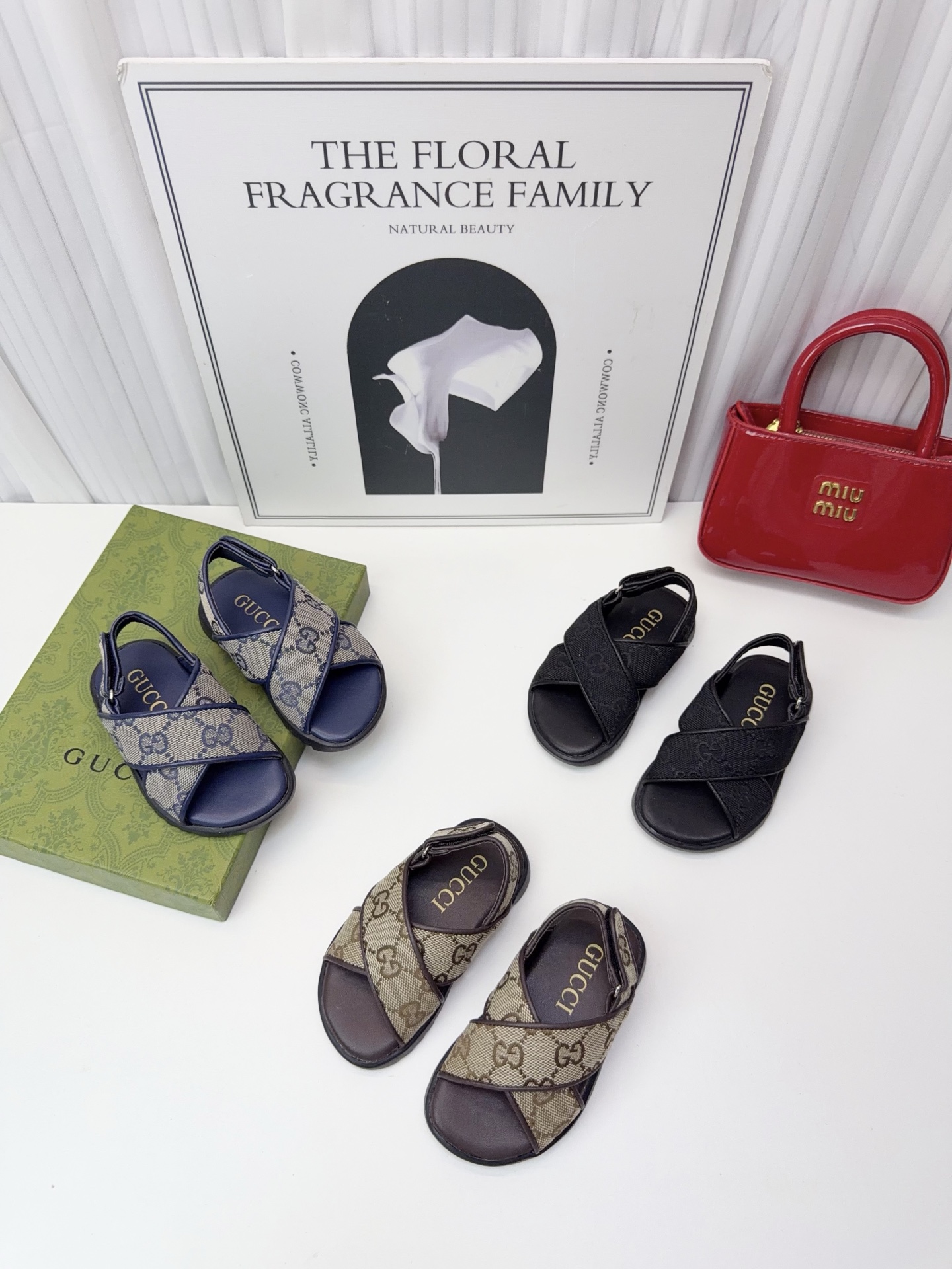 NO:717782,G children's sandals, size 21-28, slippers, sandals, gucci, sandals, slippers,19860909G家小童凉鞋 码数21-28,拖鞋，凉鞋,gucci,sandals,slippers,,Children's