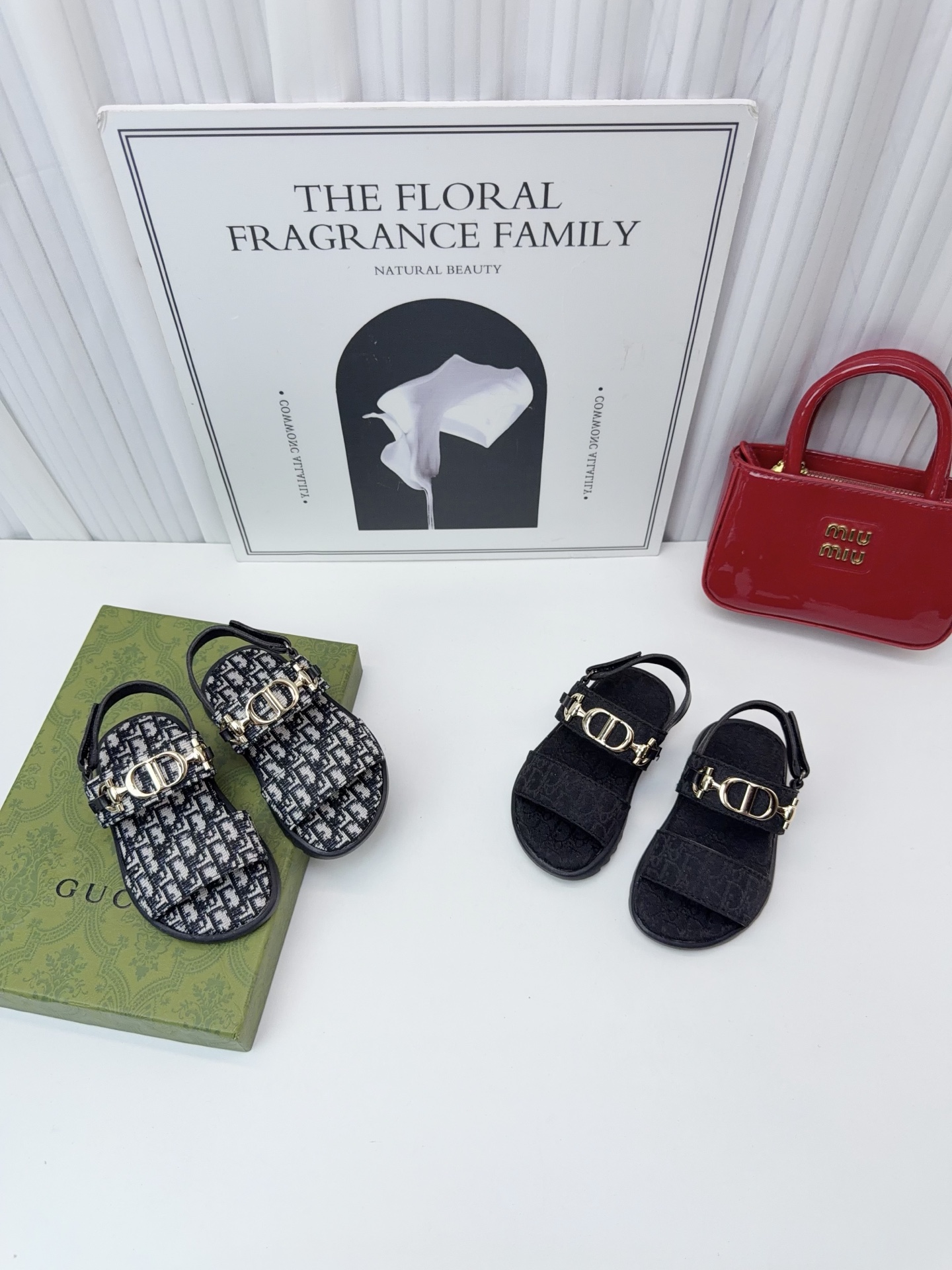 NO:717787,D family children's sandals, size 21-28, slippers, sandals, dior, sandals, slippers,19860909D家小童凉鞋 码数21-28,拖鞋，凉鞋,dior,sandals,slippers,,Children's