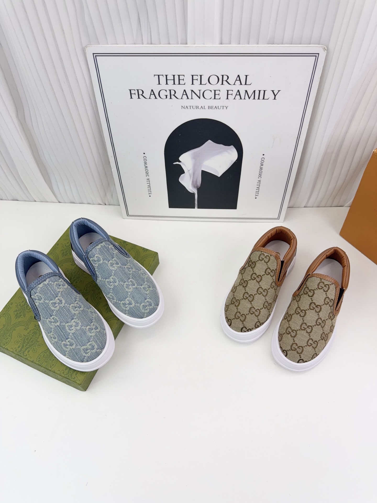 NO:850388,G sports shoes, size 26-35, Gucci series, gucci, gucci, sneakers,19860909G家运动鞋 码数26-35,古驰系列,gucci,gucci,sneakers,,Children's