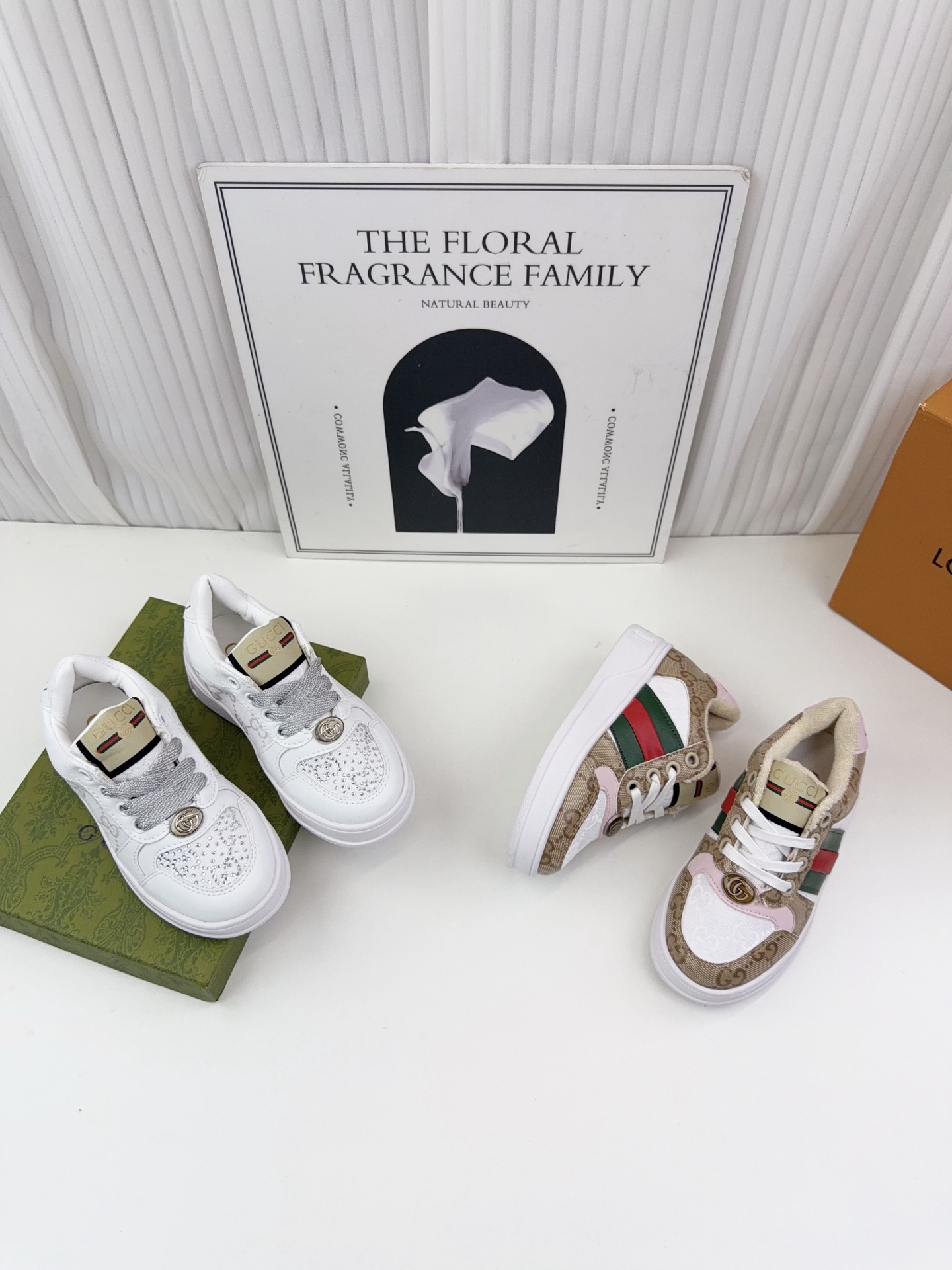 NO:879224,G sports shoes, size 26-35, Gucci series, gucci, gucci, sneakers,19860909G家运动鞋 码数26-35,古驰系列,gucci,gucci,sneakers,,Children's