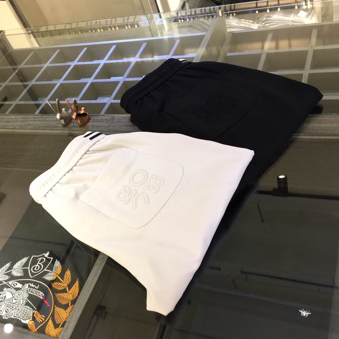 🔺罗家🔻2025春夏新款。代工厂出品。松紧腰休闲裤 定制进口顶级精棉面料混纺。舒适度佳。上身毫无束缚感。