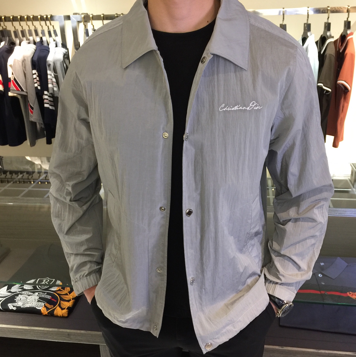 NO:122499,Dijia’s new spring products in 2025, good clothes and practical equipment for spring and autumn!  Classic models come with innovation and improvement, and are not picky!  Tiansi Memory Linen Wrinkled Fabric, Comfortable, Anti-wrinkle and Skinny!  Simple but not simple types, excellent tailoring, exquisite materials, exquisite all-inclusive details, etc., are all very well-known!  Perfect quality!  Black/Gray!  Size M~XXXL (model 175/125 catties wear M), dior, alexander wang19860909迪家2025开春新品 春秋好穿好搭实用装备！经典款中带有创新和改良,不挑人！天丝记忆亚麻皱褶面料,舒适防皱有骨感！简约而不简单的类型,精良的剪裁,精致的物料,精美的全包边细节..等等都非常的有说法！完美品相！黑色/灰色！尺码M～XXXL（模特175/125斤穿M）,,dior,alexander wang,Men's clothing