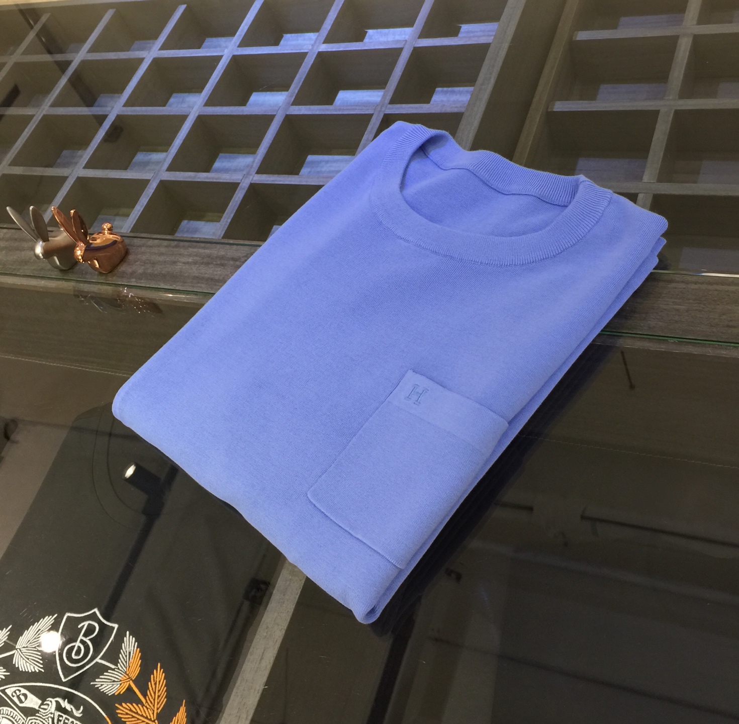 NO:160317,H home luxury customization ZG gold dictionary solid color top recommendation Round-neck sweater → 60 16-needle arrow-molded knitted cotton fabric, stylish outline, exquisite craftsmanship, absolutely luxurious, fashionable and face-saving upper body, local typified customized version!  Dark blue/grey/blue/green/sky blue/orange red!  Size M~XXXL (model/125 catties wear M), alexander wang19860909H家奢华定制 ZG金典纯色顶级推荐 圆领针织衫 → 60支16针箭头纹针织纯棉面料 轮廓有型 精湛工艺 上身绝对奢华时尚有面子 土豪定制版！深蓝色/灰色/蓝色/绿色/天蓝色/桔红色！尺码M～XXXL（模特/125斤穿M）,,alexander wang,Men's clothing