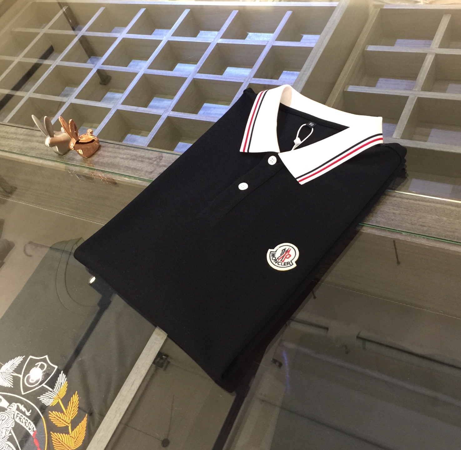 NO:142341,Mohome 2025 summer new product, instantly kill all versions!  Classic and fashionable versatile lapel short sleeves, customized mulberry silk silk silk bead floor cotton fabric, imported original starting silhouette yarn, soft and delicate fabric, basic base shirts are indispensable for men's wardrobe, and can be matched with various clothing anytime and anywhere to meet your daily life needs. The fabrics and factories we choose are all used by first-tier brands, so we recommend buying them!  Size M~XXXL (model/125 catties wear M), T-shirt, alexander wang19860909Mo家2025夏季新品 秒杀一切版本！经典时尚百搭翻领短袖 订制桑蚕丝丝光珠地棉面料 进口原版起脚天丝纱线 面料柔软细腻 男人的衣柜都少不了基础打底衫 随时随地都可以拿来搭配各种服饰 满足您日常生活需求.我们所选择的面料及工厂都是一线品牌所使用的,推荐入手！尺码M～XXXL（模特/125斤穿M）,,T-shirt,alexander wang,Men's clothing