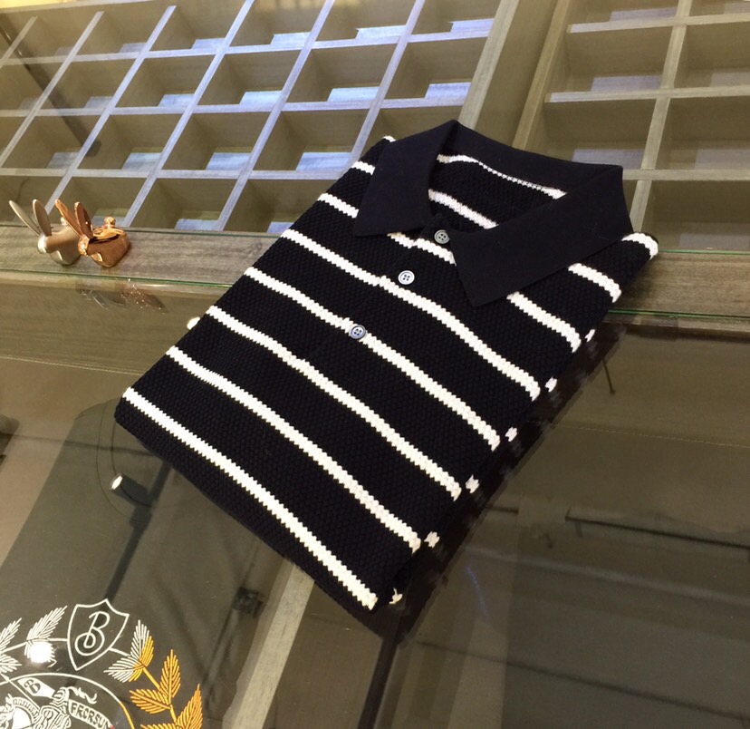 NO:500710,P home luxury customization Top recommendation Lapel sweater → 60 16-pin pineapple textured striped knitted blend fabric Color-blocked crochet!  The outline is stylish, exquisite craftsmanship, the upper body is absolutely luxurious, fashionable and face-saving, and the local rich custom version!  Size M~XXXL (model/125 catties wear M), alexander wang19860909P家奢华定制 顶级推荐 翻领针织衫 → 60支16针菠萝纹理条纹针织混纺面料 衣身拼色钩织！轮廓有型 精湛工艺 上身绝对奢华时尚有面子 土豪定制版！尺码M～XXXL（模特/125斤穿M）,,alexander wang,Men's clothing