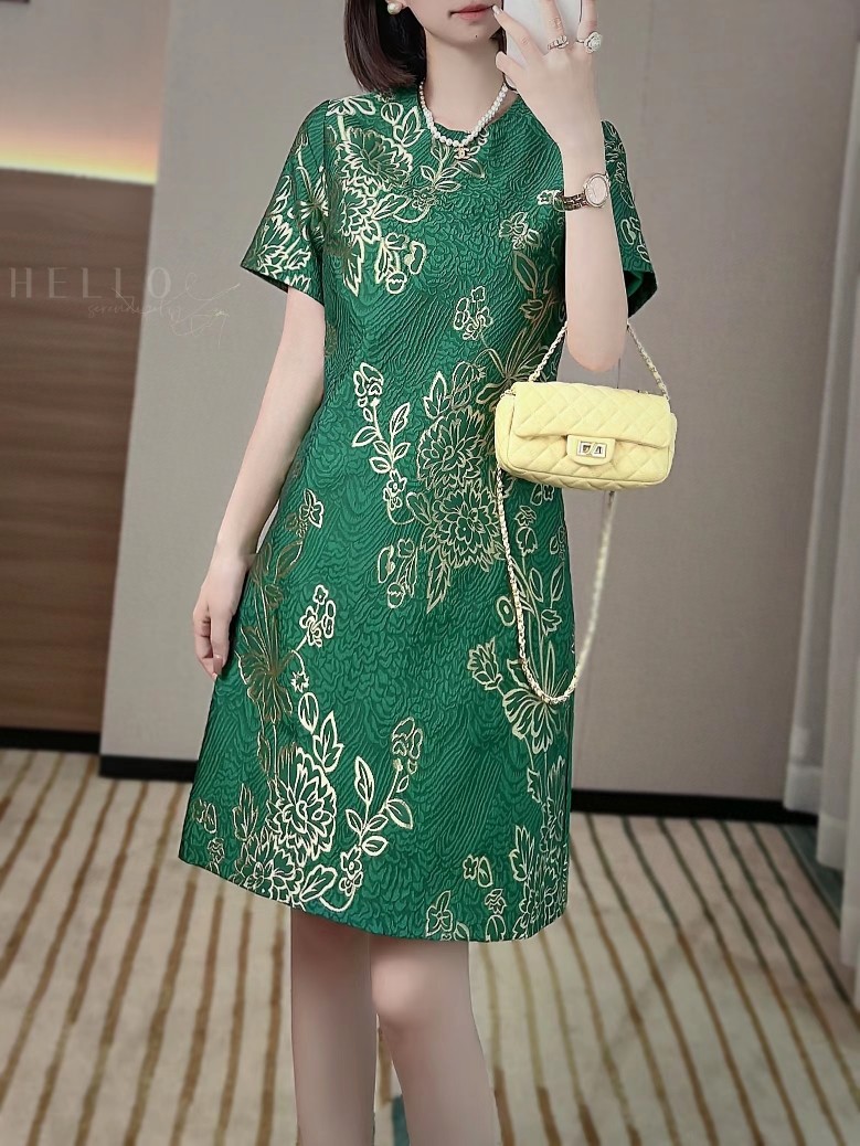 爆款推荐  原创设计   中国风时尚洋气真丝提花连衣裙 （原创自拍图）SMLXL A2020jdsd1