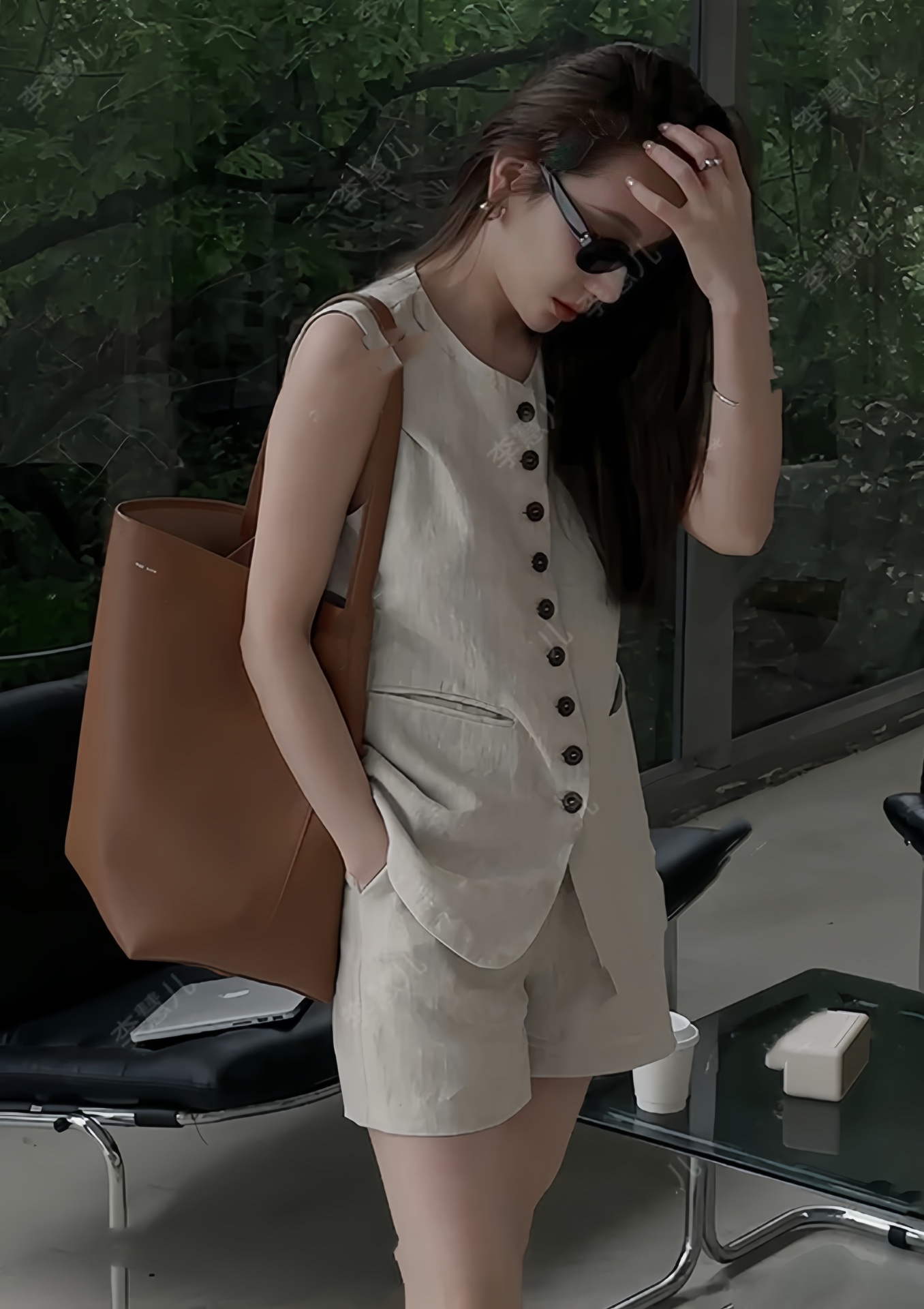 High-End Women’s Linen Suit with Sentimental Winds: Quality and Style in G’s Collection - 图片 2
