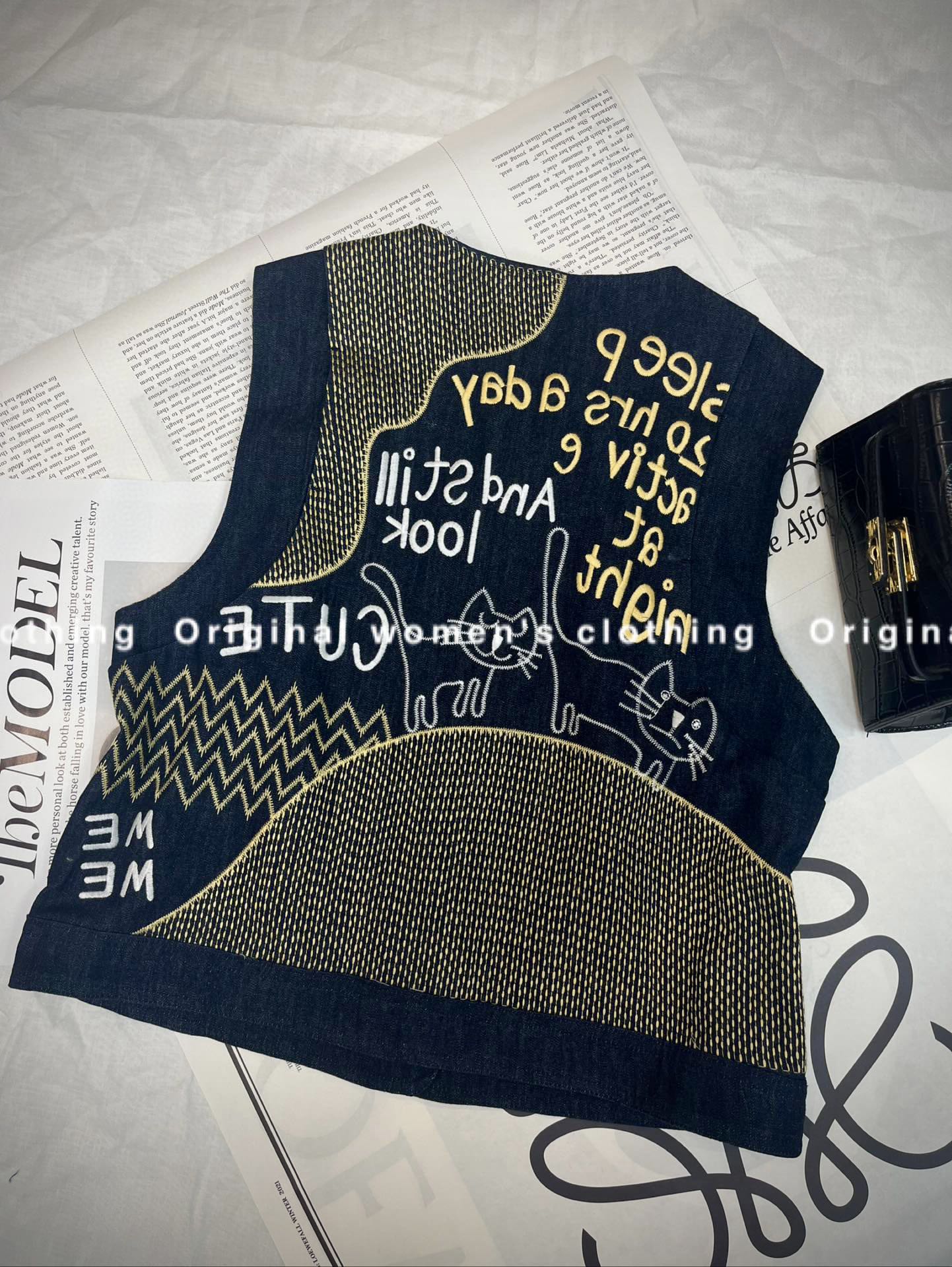High-End Women’s Suit with Acne’s Signature Style and Quality Tailoring - 图片 6