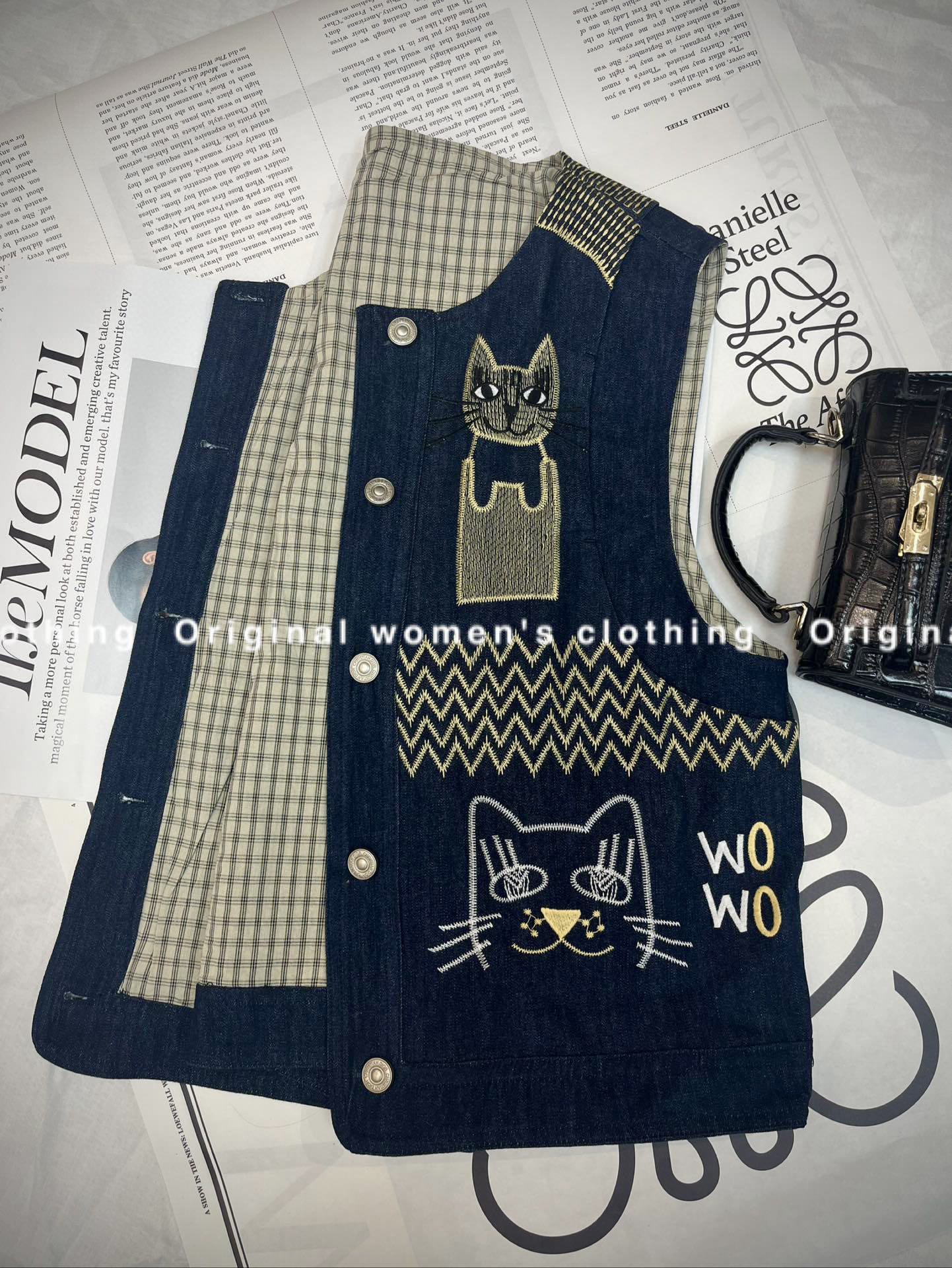 High-End Women’s Suit with Acne’s Signature Style and Quality Tailoring - 图片 8