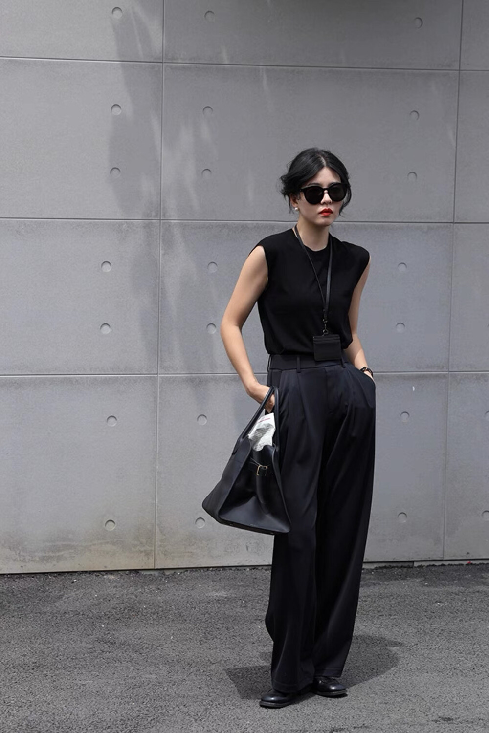 High-end Women’s Silk Shirt: Soft, Light, and Quality Fabric for Comfortable Freedom - 图片 4