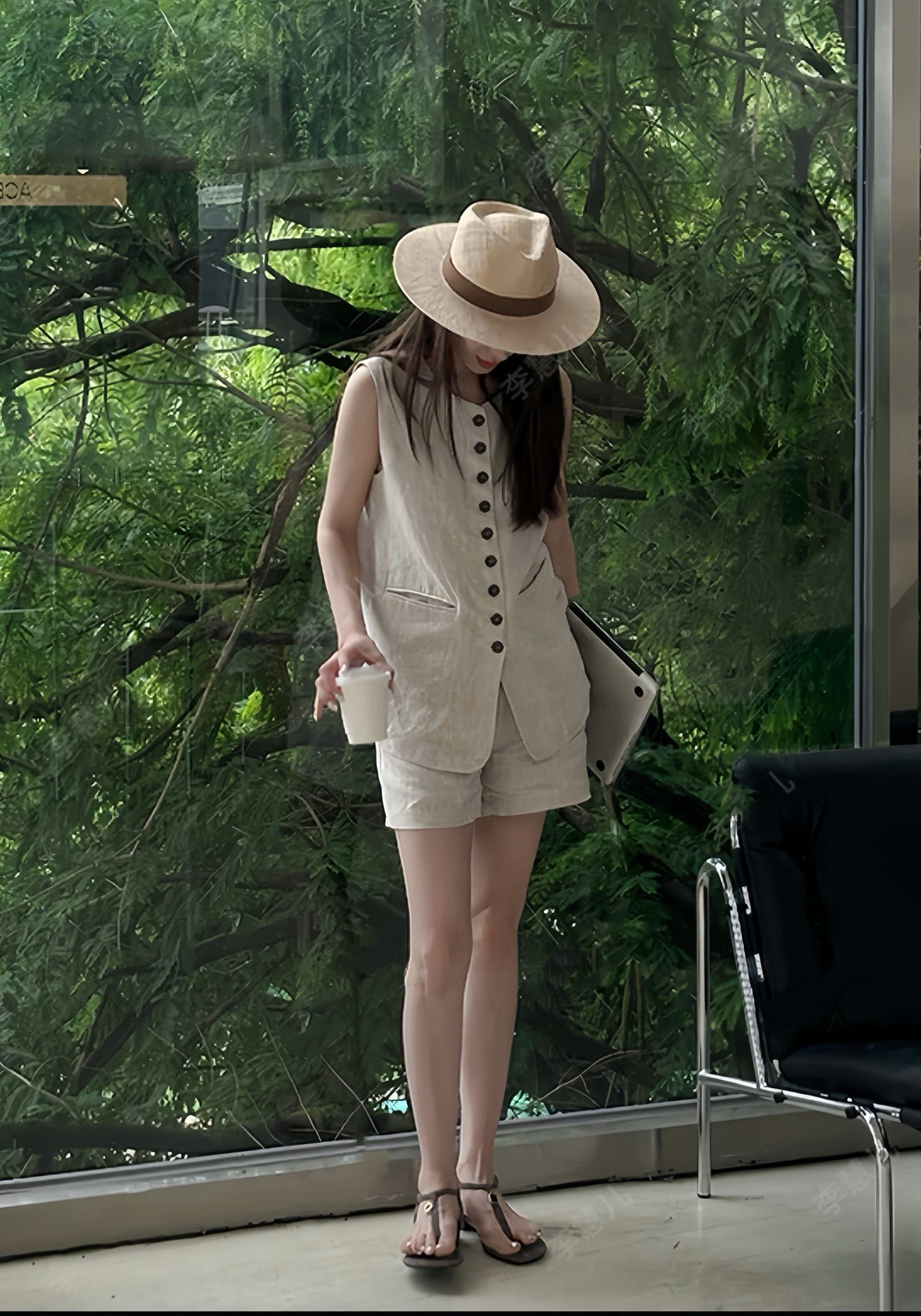 High-End Women’s Linen Suit with Sentimental Winds: Quality and Style in G’s Collection - 图片 7