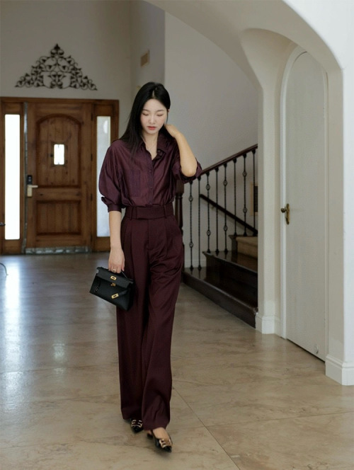 Elegant Women's Tencel Blend Shirt and High-Waisted Wide-Leg Pants Set 1 Elegant Women's Tencel Blend Shirt and High-Waisted Wide-Leg Pants Set