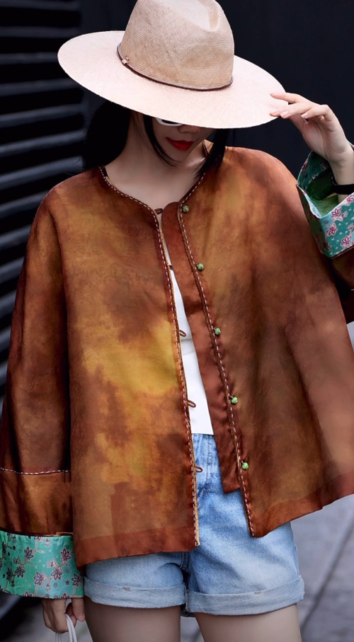 Elegant Women's Chinese Retro Style Coat, Loose Fit, Versatile Outwear 1 Elegant Women's Chinese Retro Style Coat, Loose Fit, Versatile Outwear