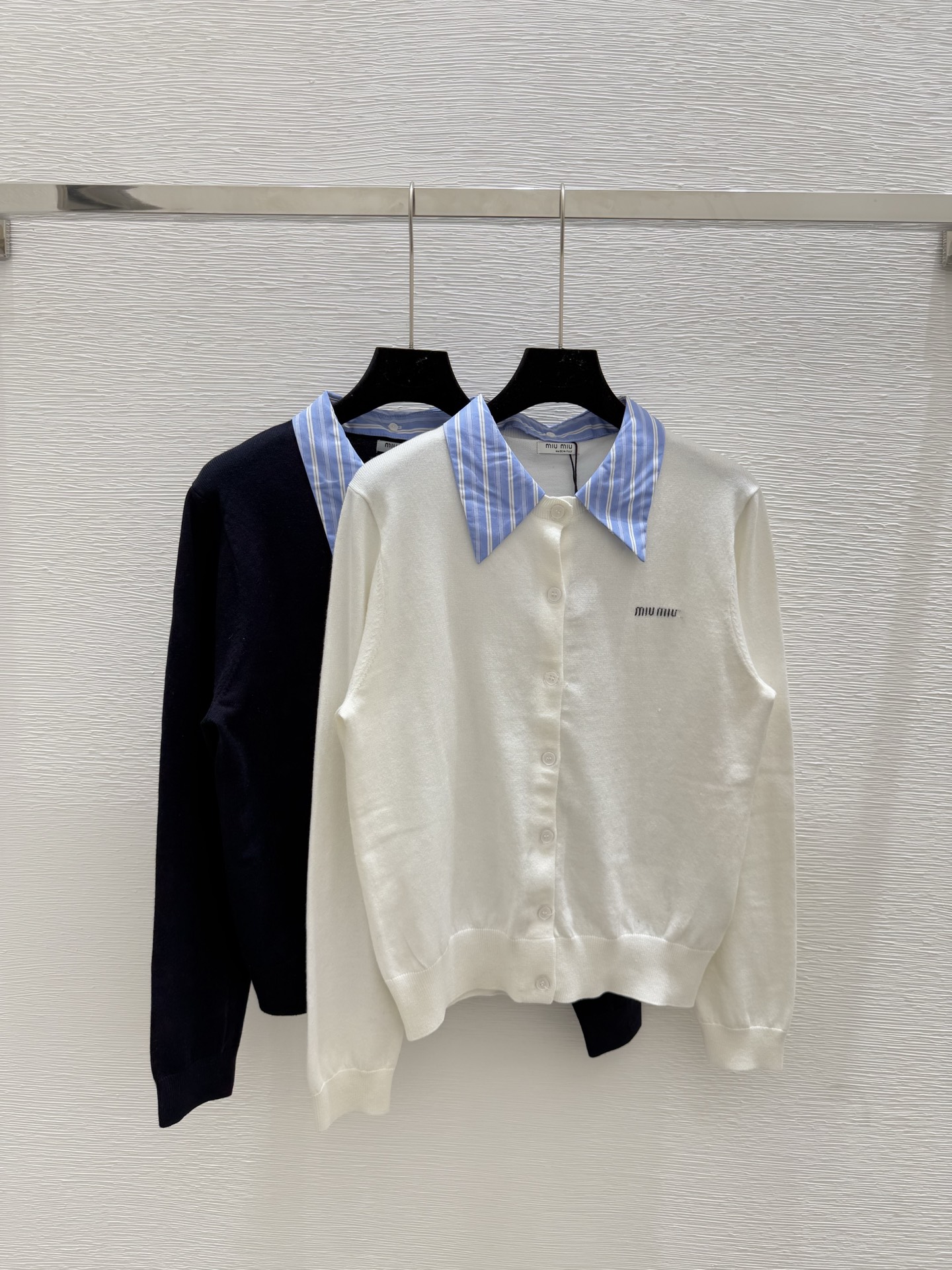 NO:450055,M Home Early Autumn New Color Block Lapel Knitted Long Sleeve Cardigan Color White Royal Blue Size 36.38.40, Alexander Wang19860909M家 早秋新款拼色翻领针织长袖开衫 颜色白色 宝蓝 尺码36.38.40,,alexander wang,Women's clothing