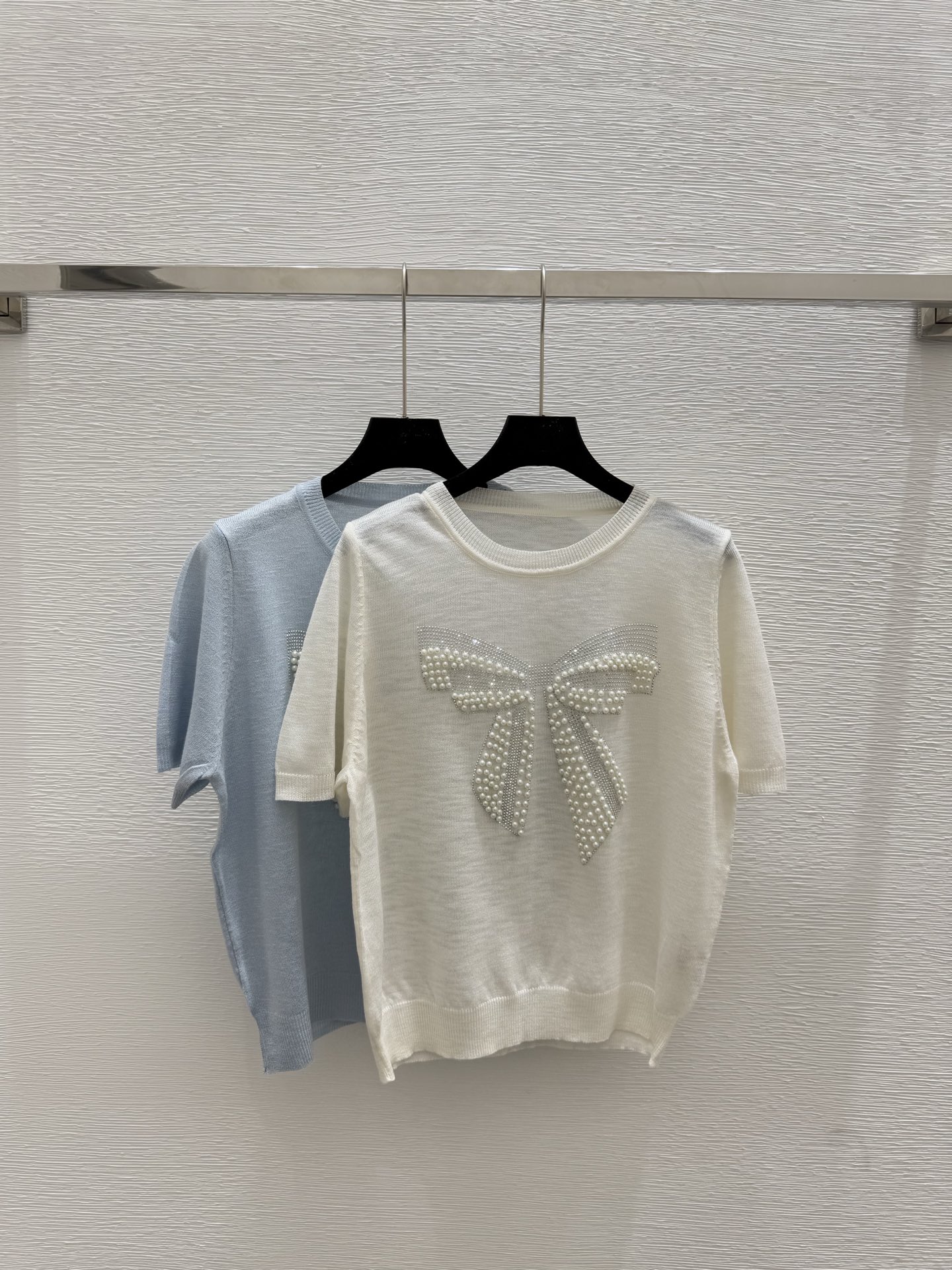 NO:450087,M Home New Summer Beaded Bow Round Neck Knitted Short Sleeve Color White Blue Size 36.38.40, T-shirt,alexander wang19860909M家 夏季新款钉珠蝴蝶结圆领针织短袖 颜色白色 蓝色 尺码36.38.40,,T-shirt,alexander wang,Women's clothing