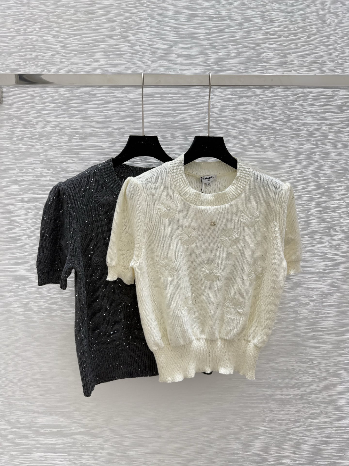 NO:450121,CH Home Summer New Style Beaded Round Neck Knitted Short Sleeve Color White Gray Size 36.38.40, T-shirt,alexander wang19860909CH家 夏季新款 珠片圆领针织短袖 颜色白色 灰色 尺码36.38.40,,T-shirt,alexander wang,Women's clothing