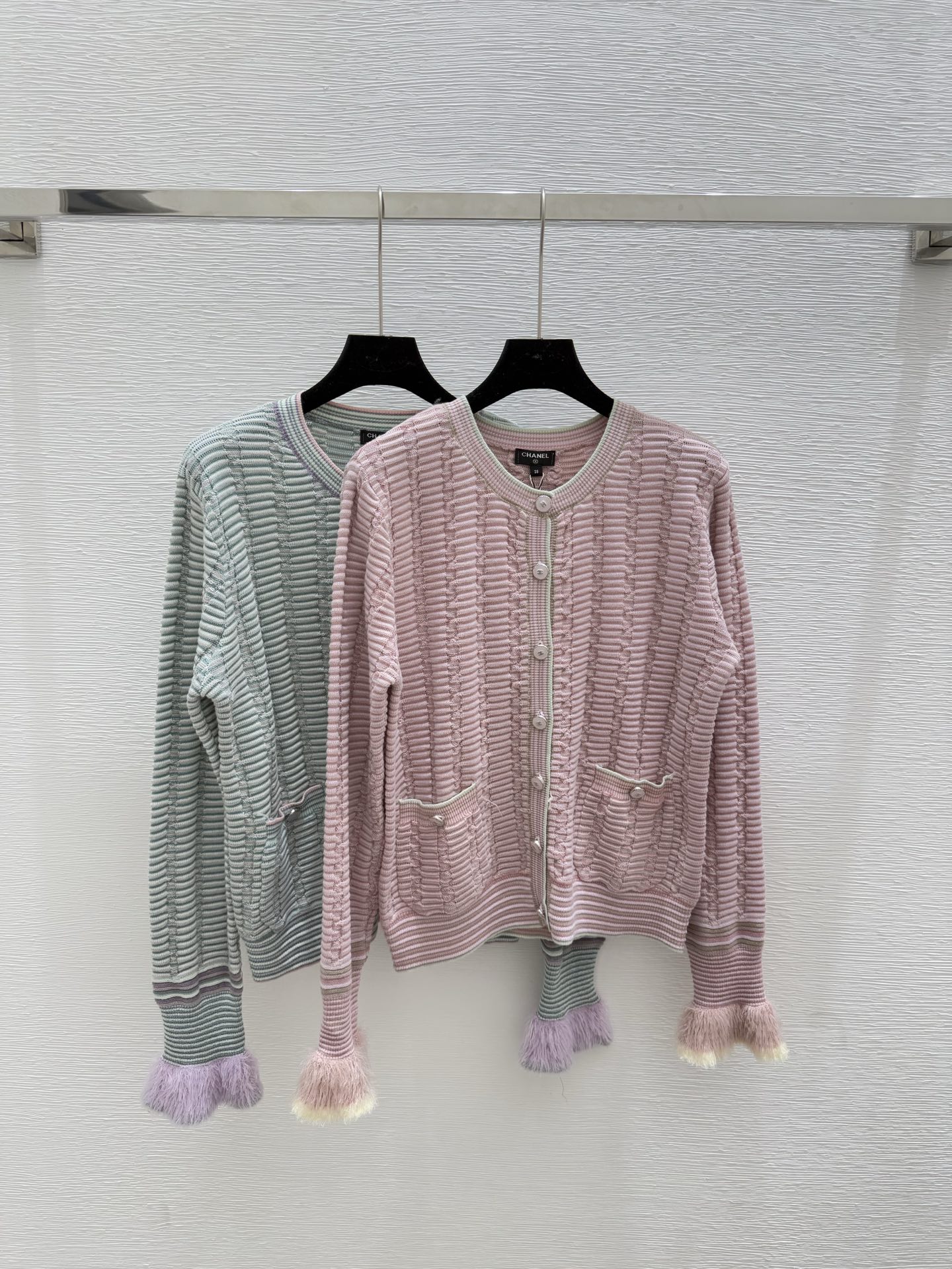 NO:450119,CH Home Early Autumn New Color Block Round Neck Knit Cardigan Color Pink Green Size 36.38.40, Alexander Wang19860909CH家 早秋新款拼色圆领针织开衫  颜色粉色 绿色 尺码36.38.40,,alexander wang,Women's clothing