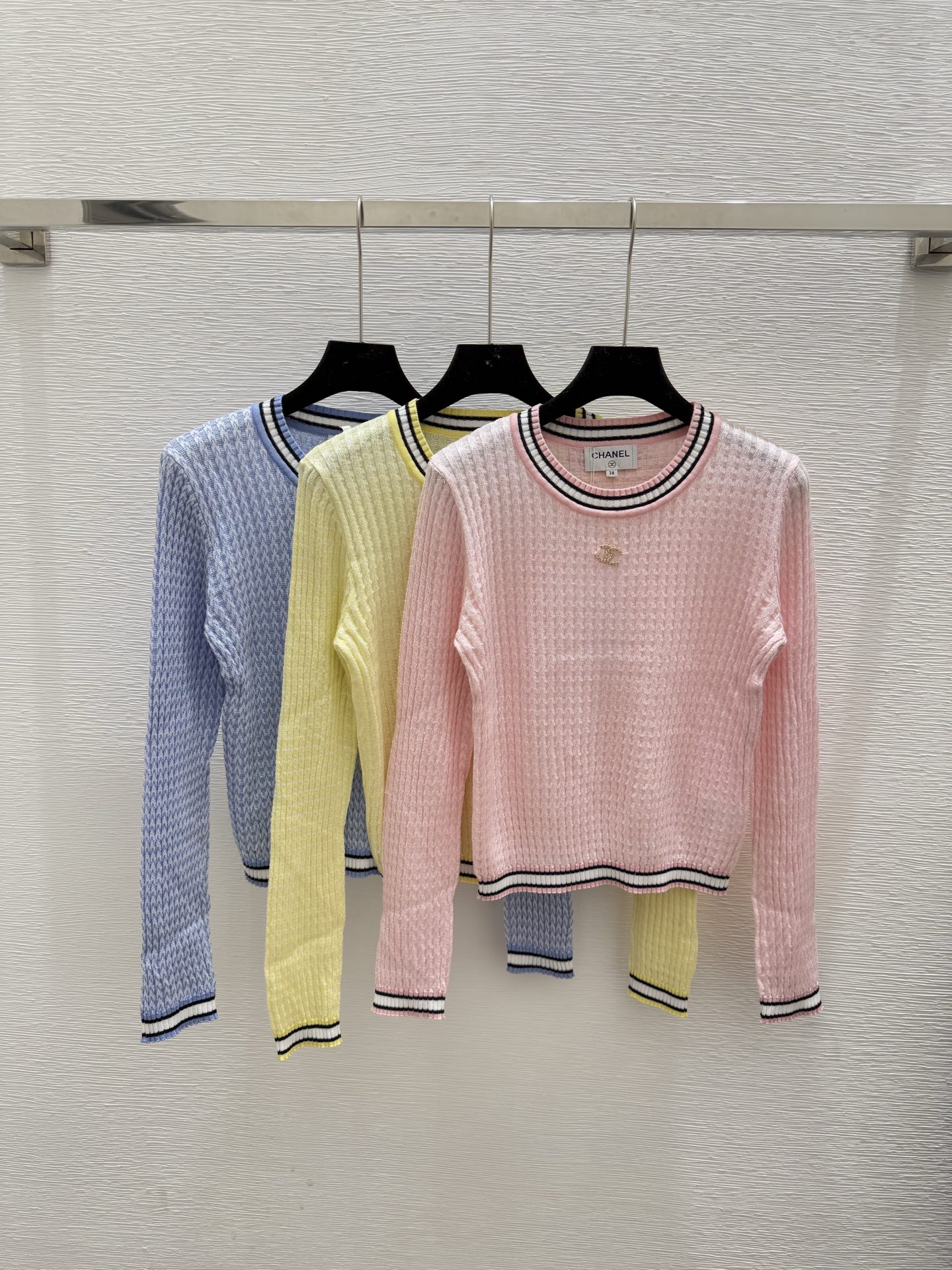 NO:464176,CH Home Early Autumn New Striped Round Neck Knitted Long Sleeve Color Pink Yellow Blue Size 36.38.40,,alexander wang19860909CH家 早秋新款 条纹圆领针织长袖 颜色粉色 黄色 蓝色 尺码36.38.40,,alexander wang,Women's clothing