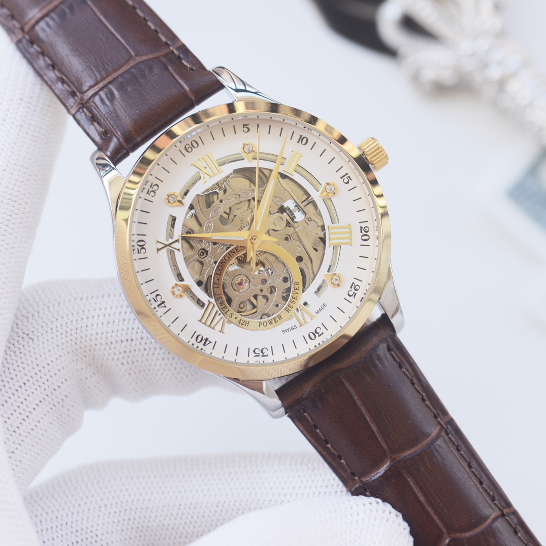 白壳450,金壳470,钢带➕20 品牌:浪琴-Longines🏅🏅 类型:男士腕表🎉🎉 壳套:顶级版316精钢L 表带:进口小牛皮表带/316L精钢表带 机芯:全自动机械机芯⚙️ 镜面:矿物质防刮镜面玻璃 尺寸:直径40mm厚11mm 🍷精致传承真实效果,品质保证 ️优雅格调瞬间提摄男士魅力,更是品位与生活尊贵象征!