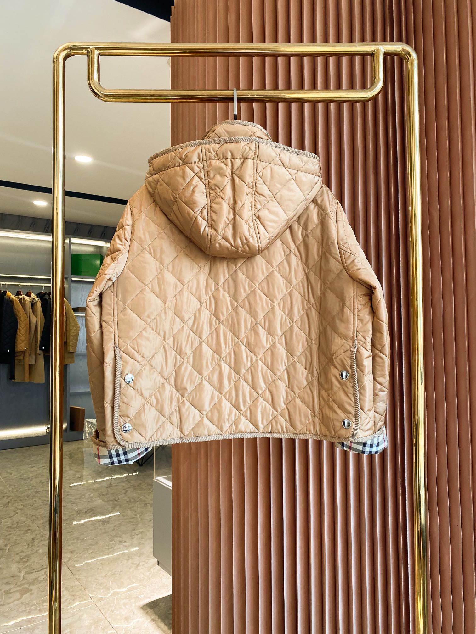 Women's Diamond Quilted Detachable Hooded Jacket - Burberry Style 10 i1695371843 2472 8