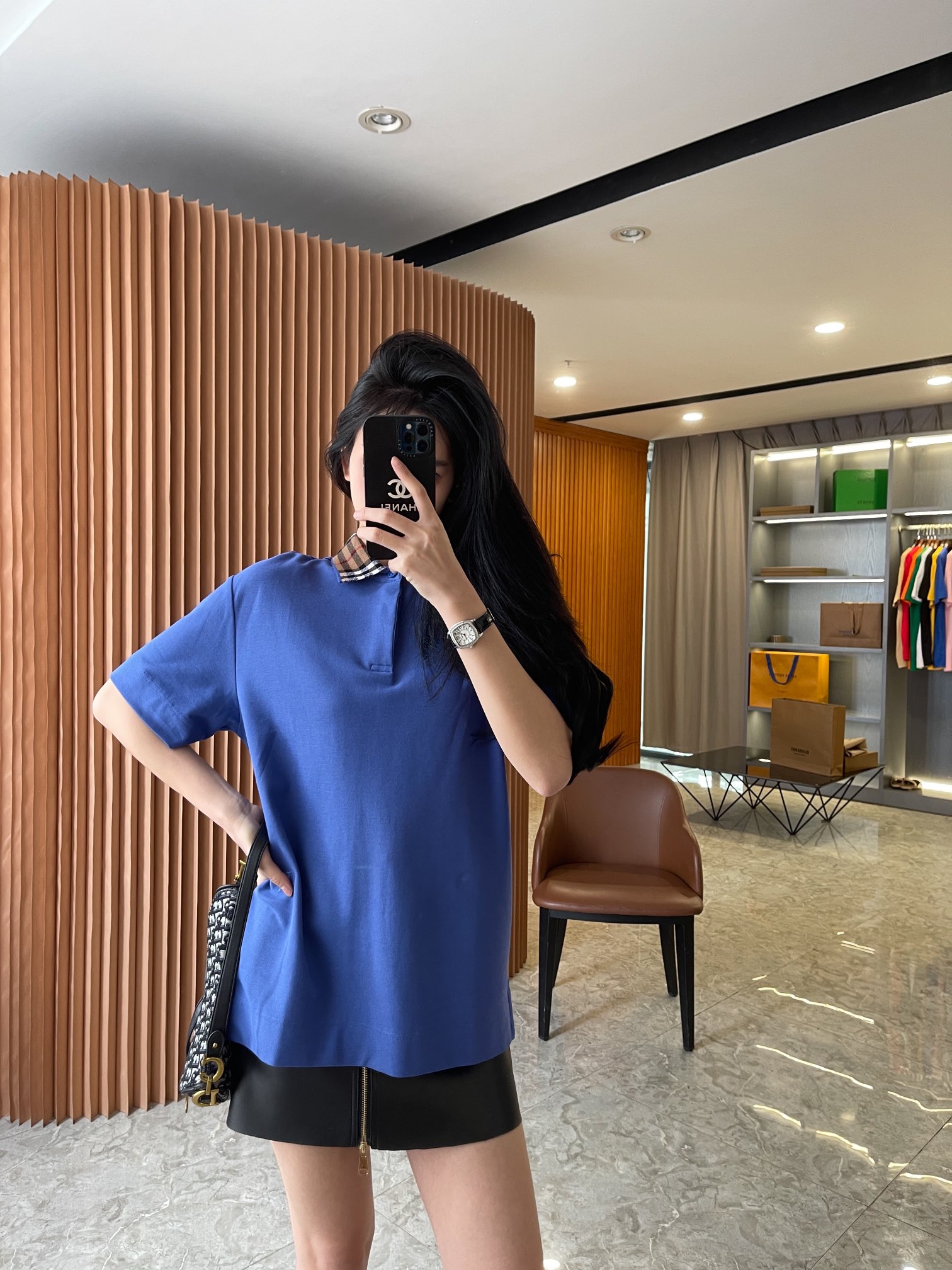 NO:891895,Actual shot of model's blue upper body, Burberry-clothing,19860909模特蓝色上身实拍演绎,博柏利-服装,,Women's clothing