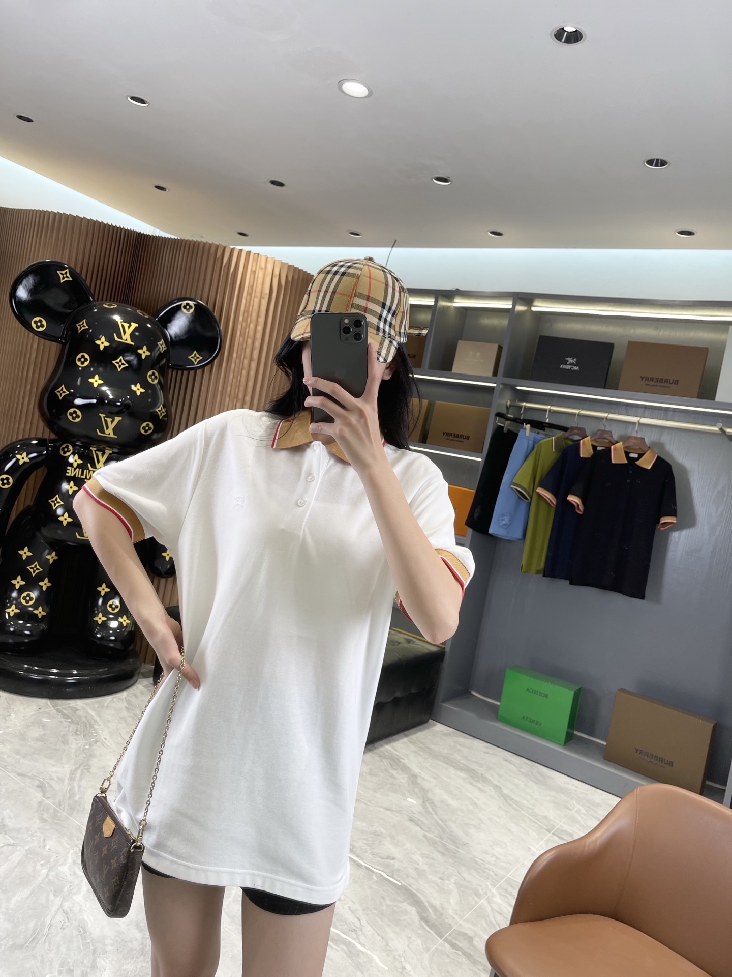 NO:891853,Actual shot of model’s upper body, Burberry-clothing,19860909模特上身实拍演绎,博柏利-服装,,Women's clothing