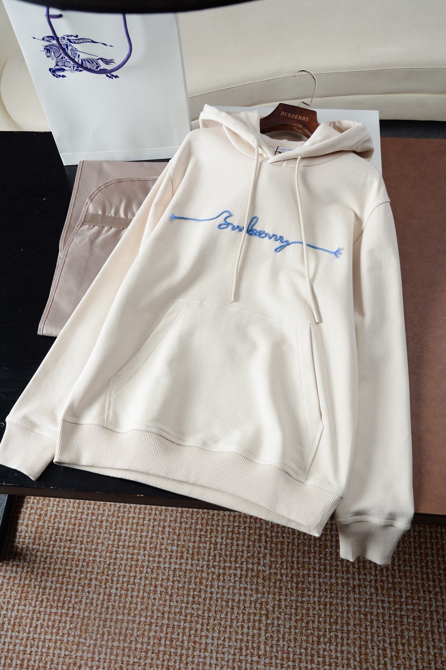 Burberryberry Logo Appliqué Cotton Hoodie – Lightweight & Relaxed Fit