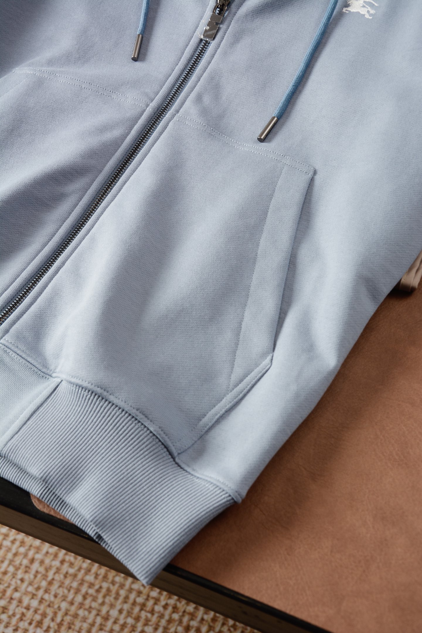 i1756186444034 2220 0 5