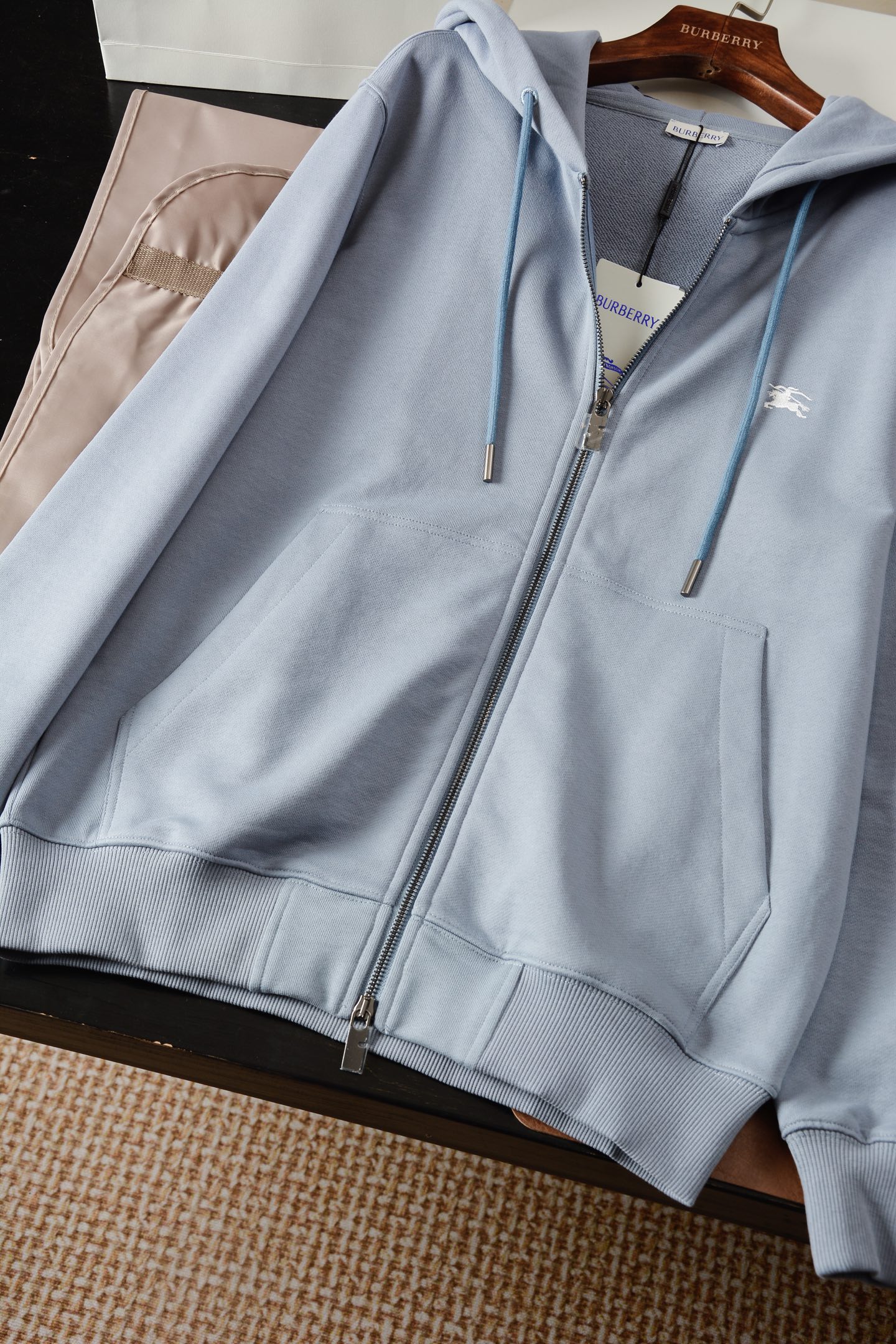 i1756186444121 3019 0 2