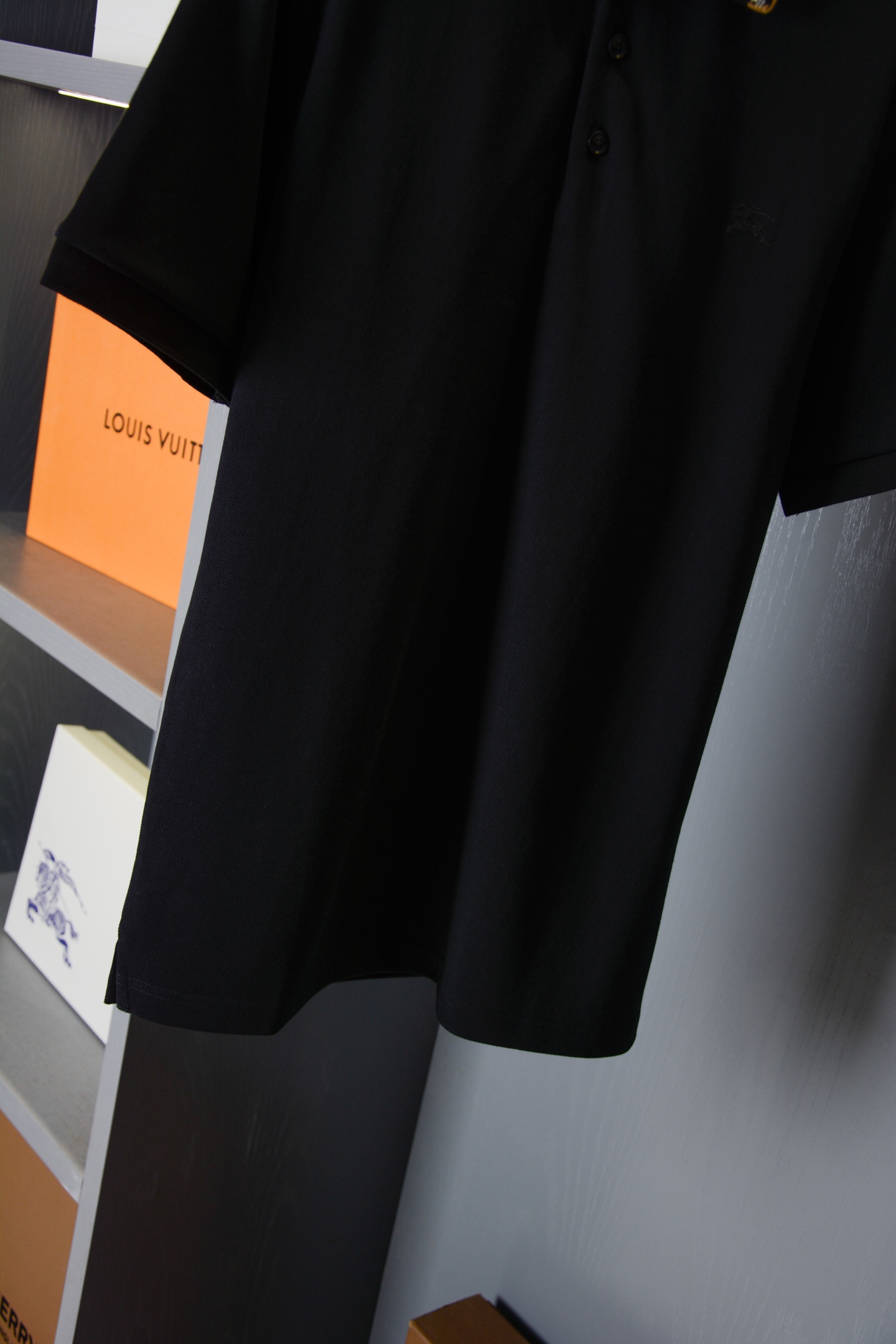Burberry BUR王牌尖货 镇店之宝2026新款Polo衫带着教科书级质感登场 从金融街到高尔夫球场都能 slav的英伦荷尔蒙