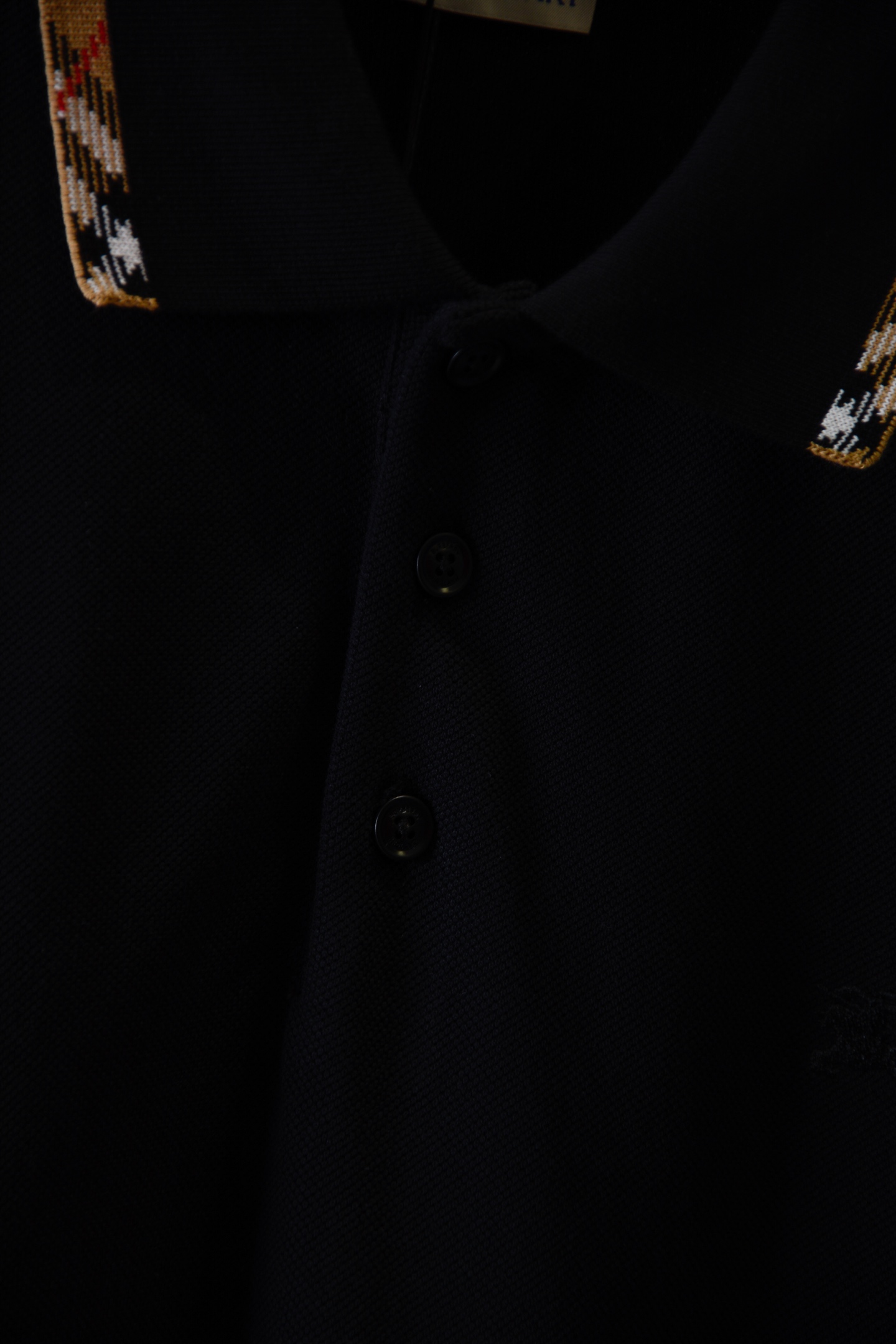 Burberry BUR王牌尖货 镇店之宝2026新款Polo衫带着教科书级质感登场 从金融街到高尔夫球场都能 slav的英伦荷尔蒙