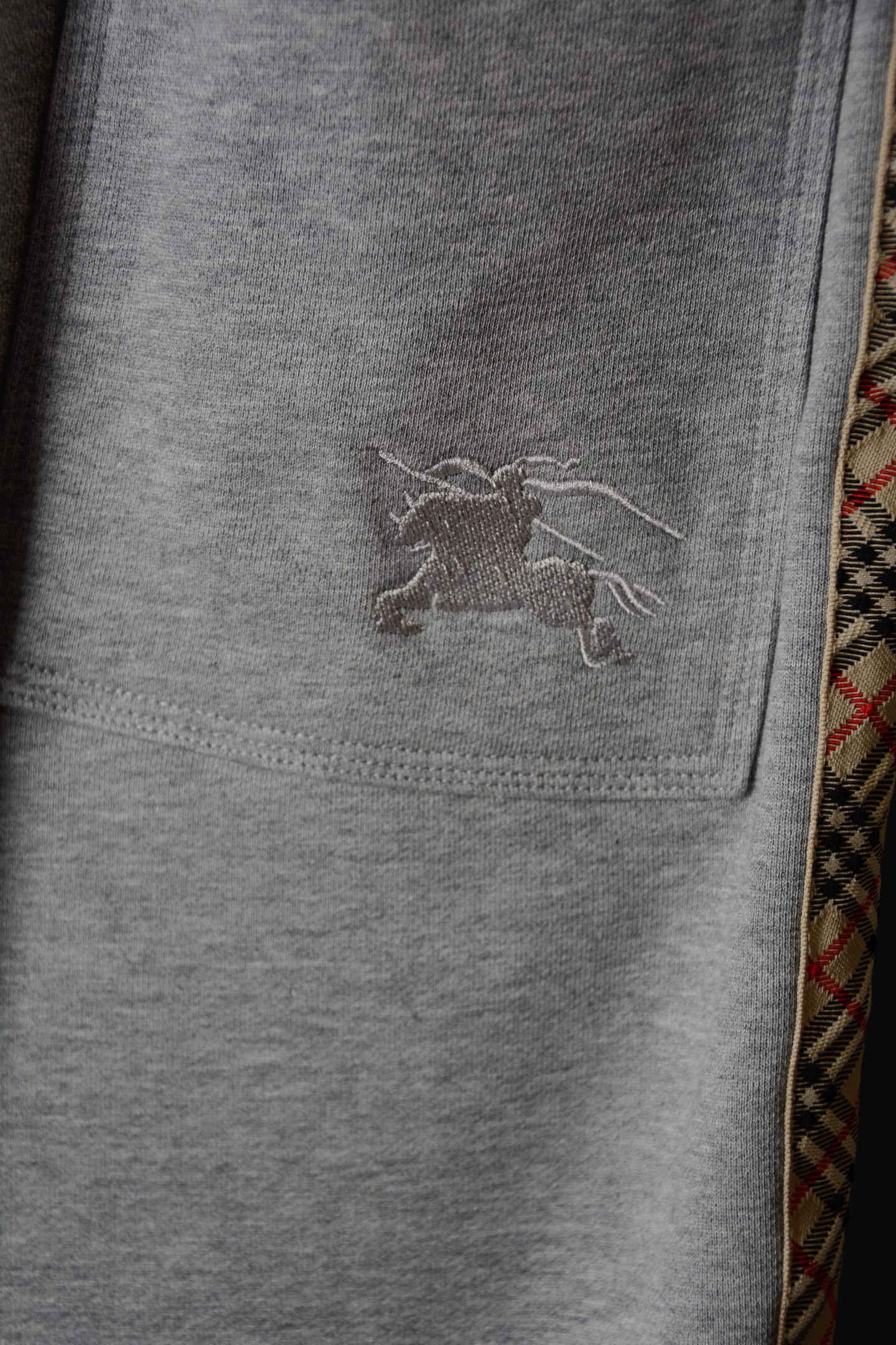 Burberry BBR26格纹装饰棉质短裤